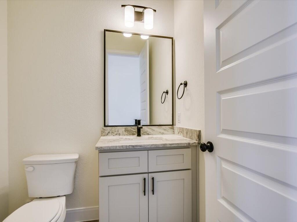 717 Indian Paint Blvd, Horseshoe Bay, TX 78657