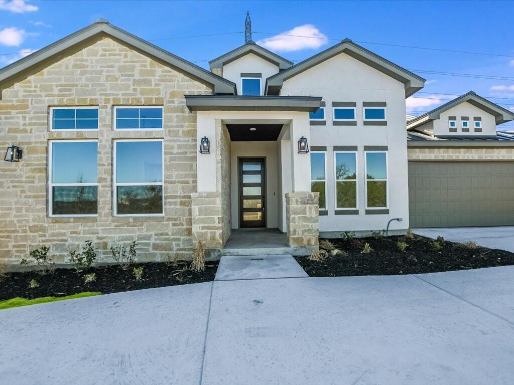717 Indian Paint Blvd, Horseshoe Bay, TX 78657