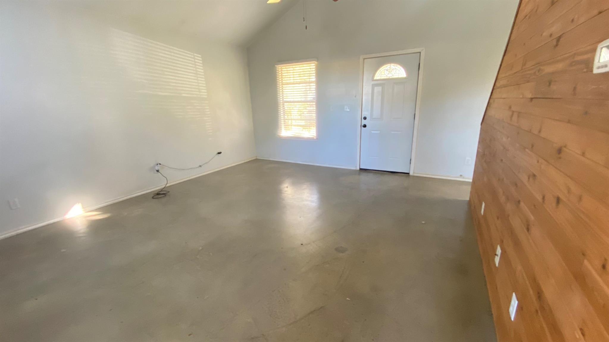 2706 S 4th St # A, Austin, TX 78704