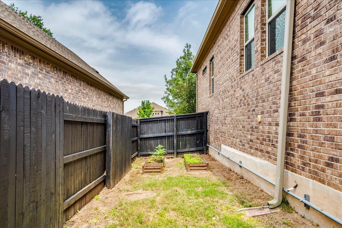 315 Cibola Dr, Kyle, TX 78640