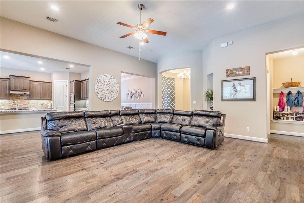 315 Cibola Dr, Kyle, TX 78640