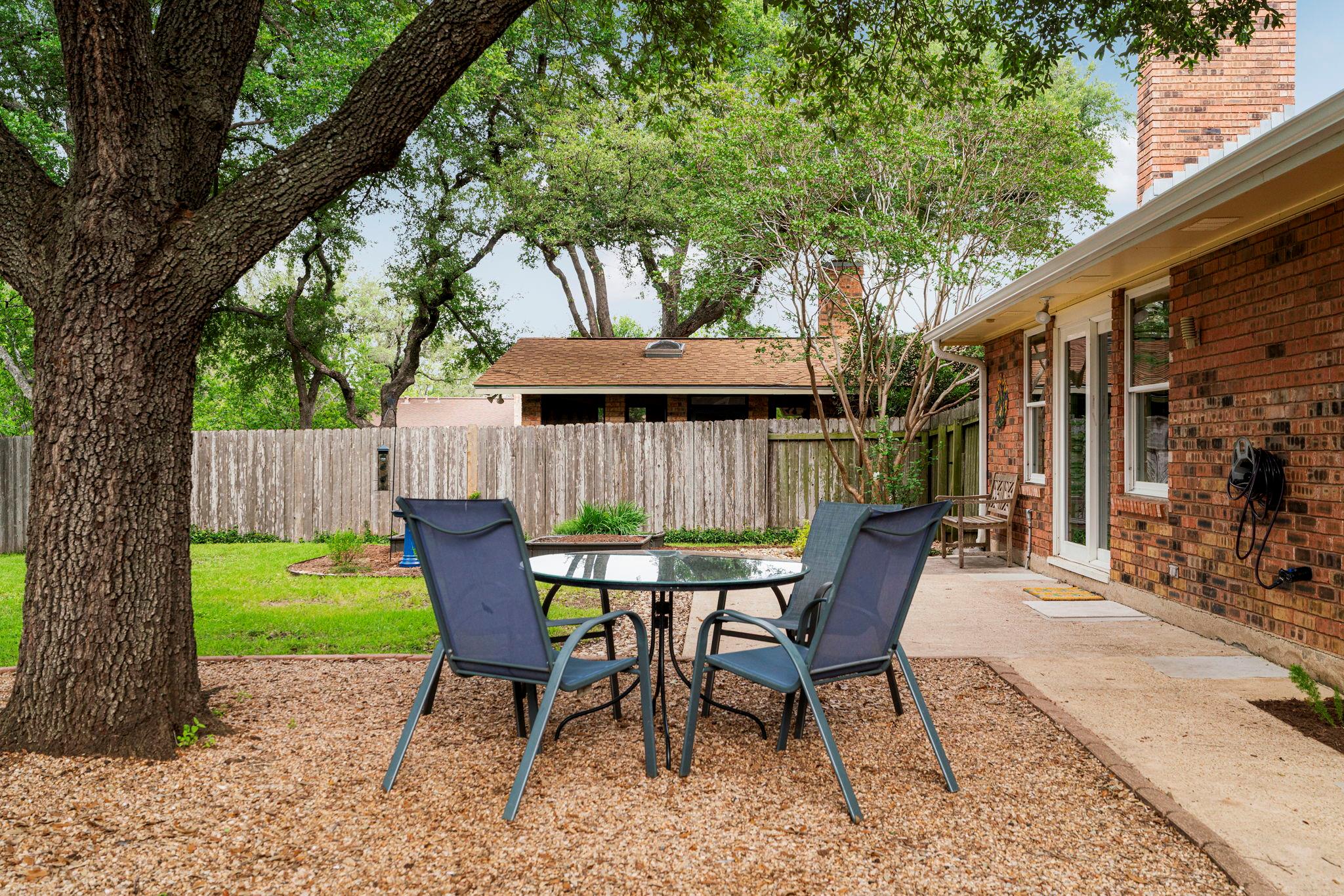 5504 Camp Fire Trl, Austin, TX 78749