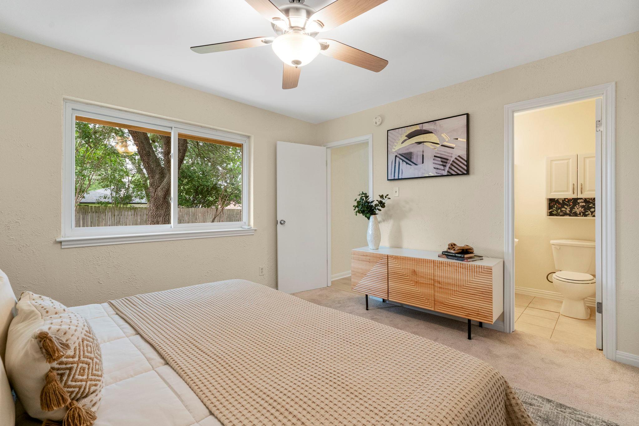 5504 Camp Fire Trl, Austin, TX 78749