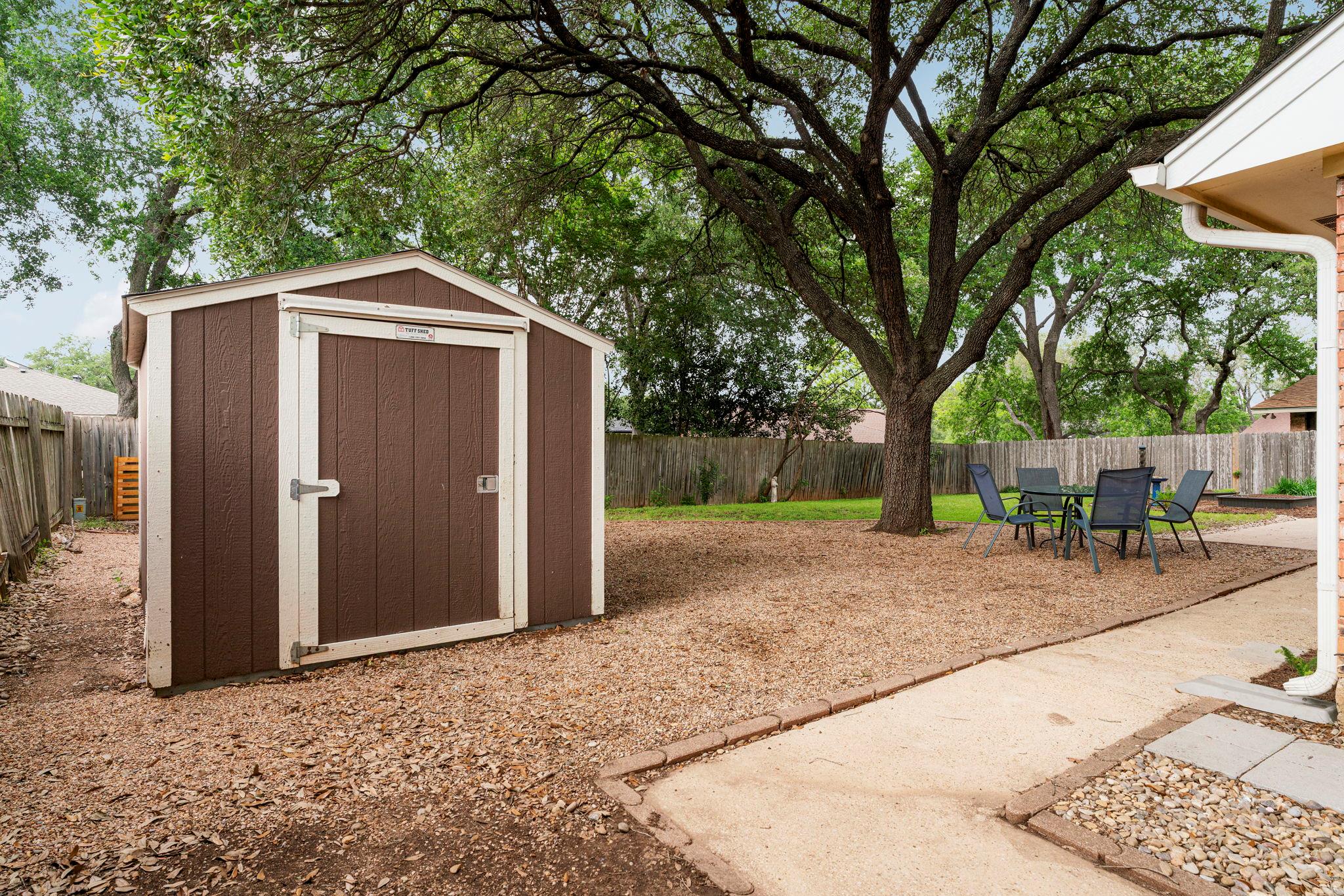 5504 Camp Fire Trl, Austin, TX 78749