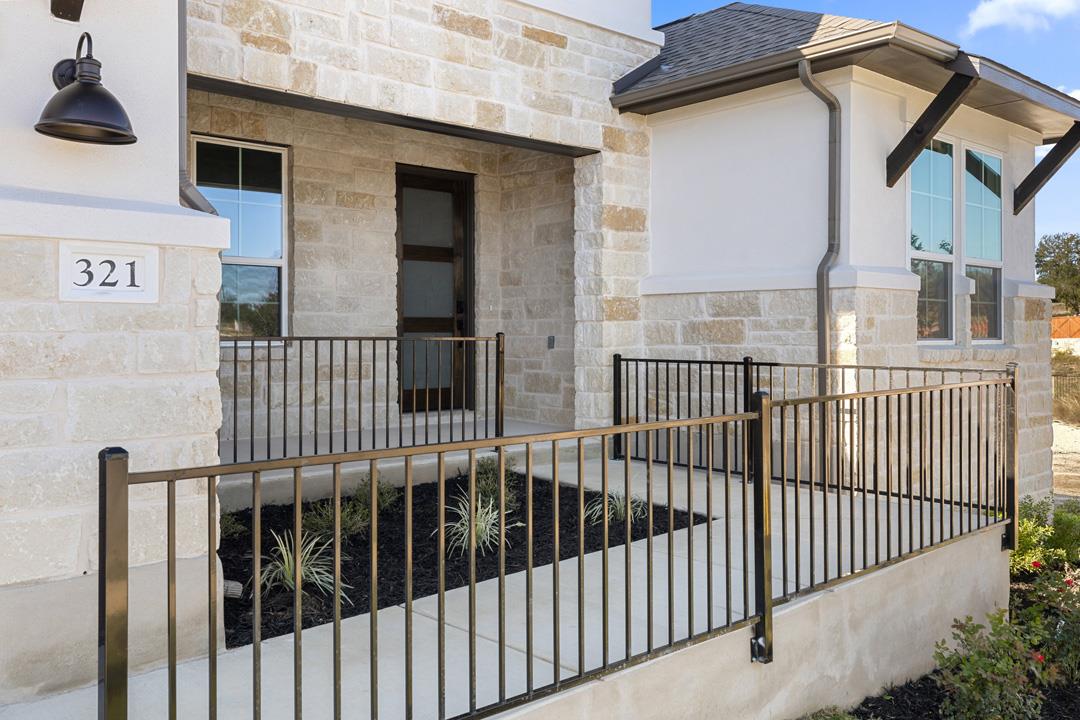321 Smoke Signal Court, Liberty Hill, TX 78642