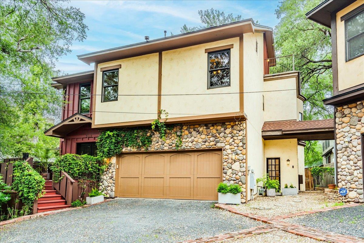3012 S 4th St # B, Austin, TX 78704