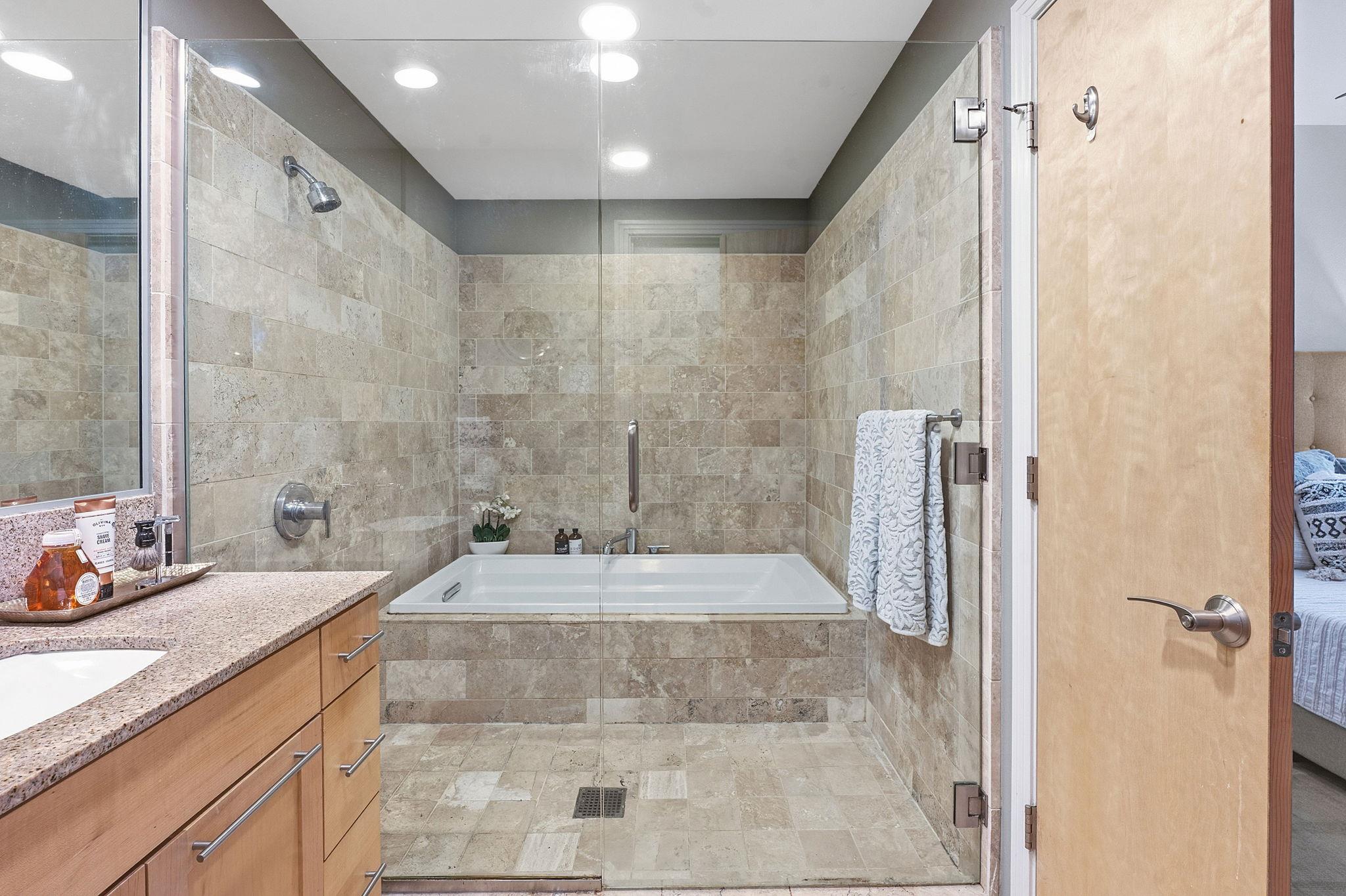 1600 Barton Springs Rd # 5103, Austin, TX 78704