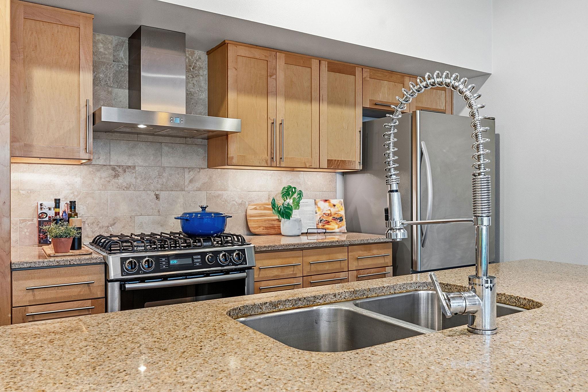 1600 Barton Springs Rd # 5103, Austin, TX 78704