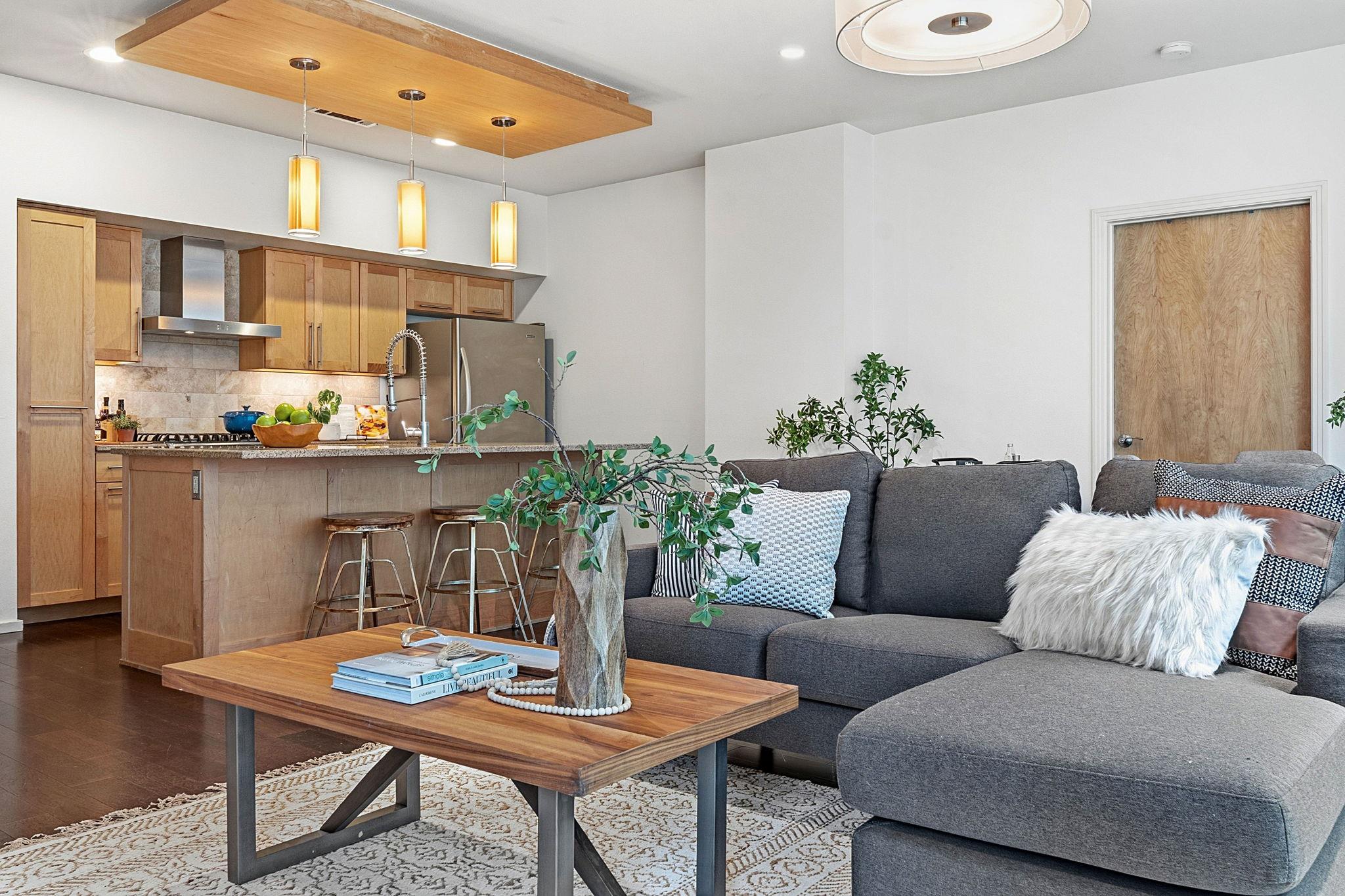 1600 Barton Springs Rd # 5103, Austin, TX 78704