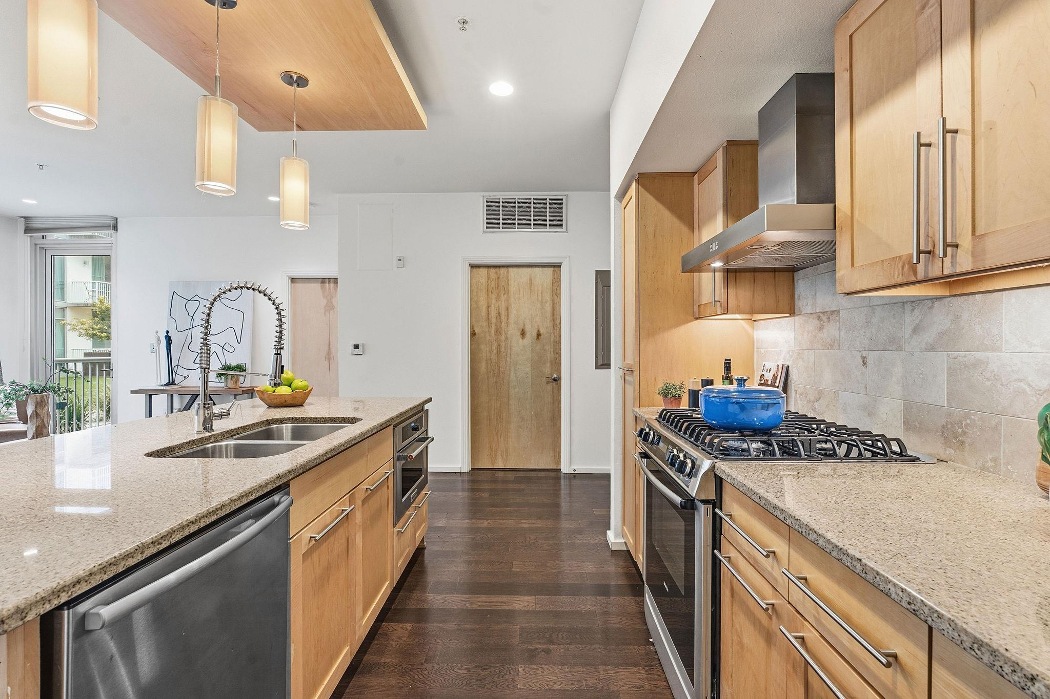 1600 Barton Springs Rd # 5103, Austin, TX 78704