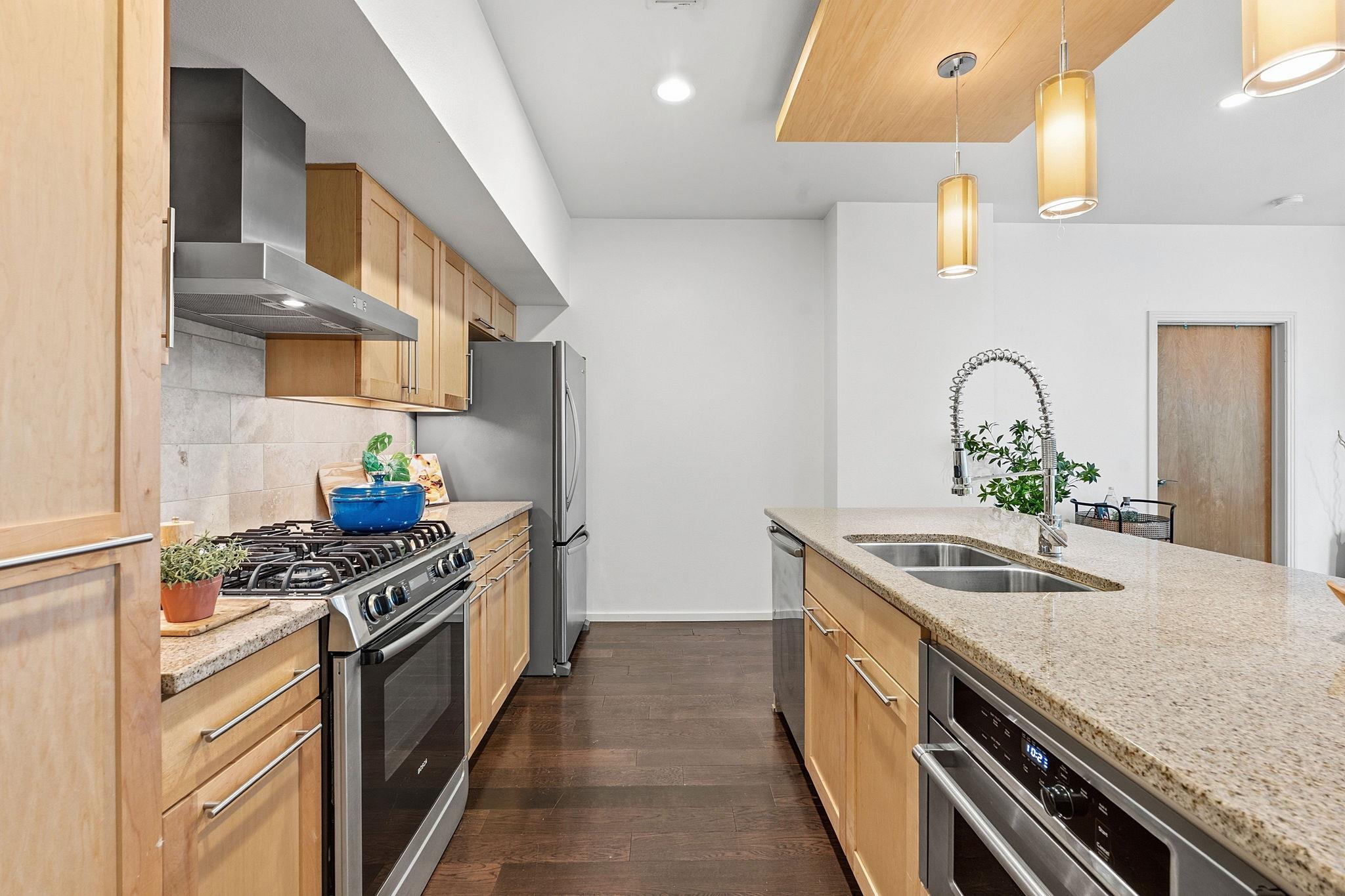 1600 Barton Springs Rd # 5103, Austin, TX 78704