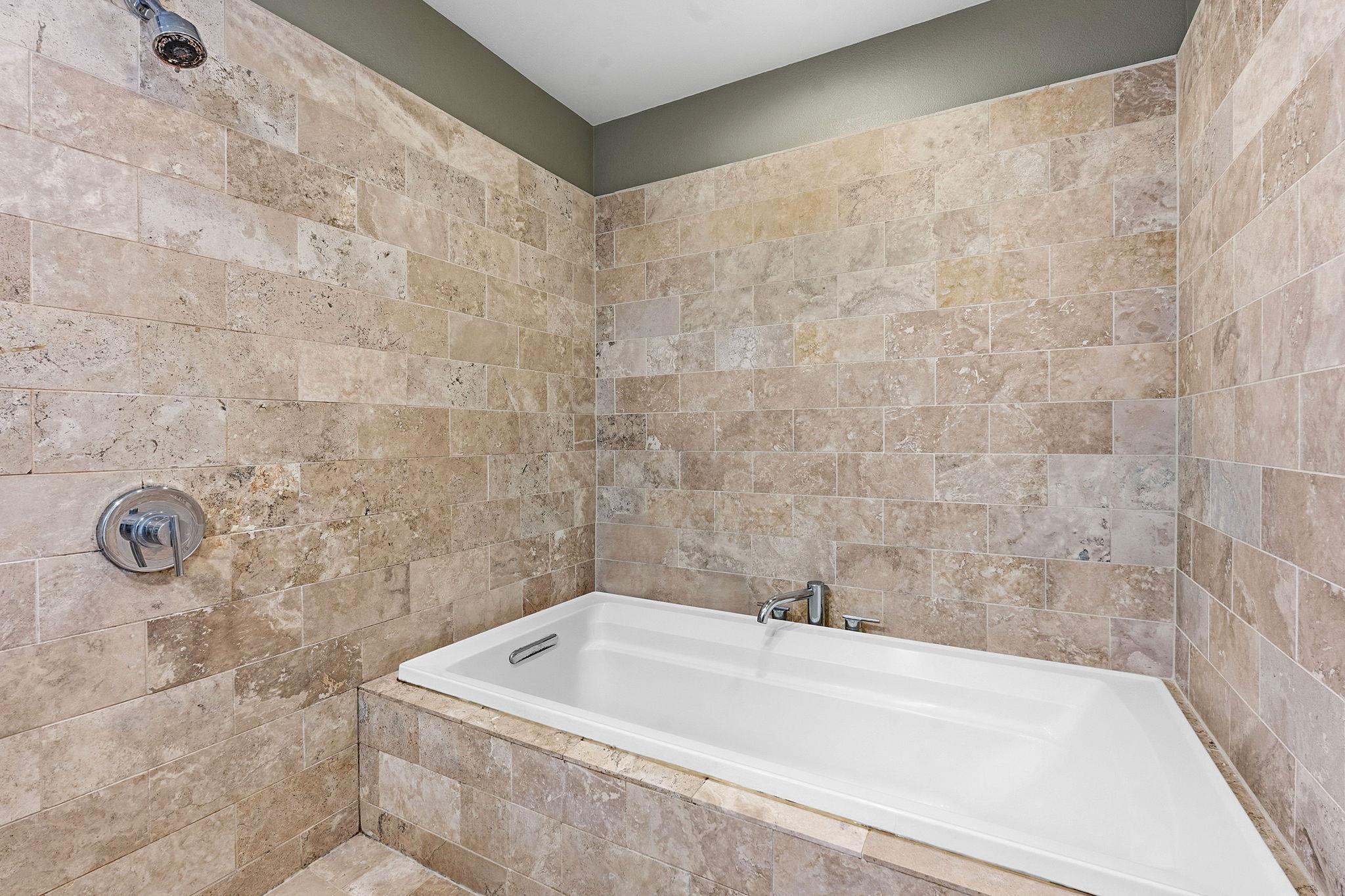 1600 Barton Springs Rd # 5103, Austin, TX 78704