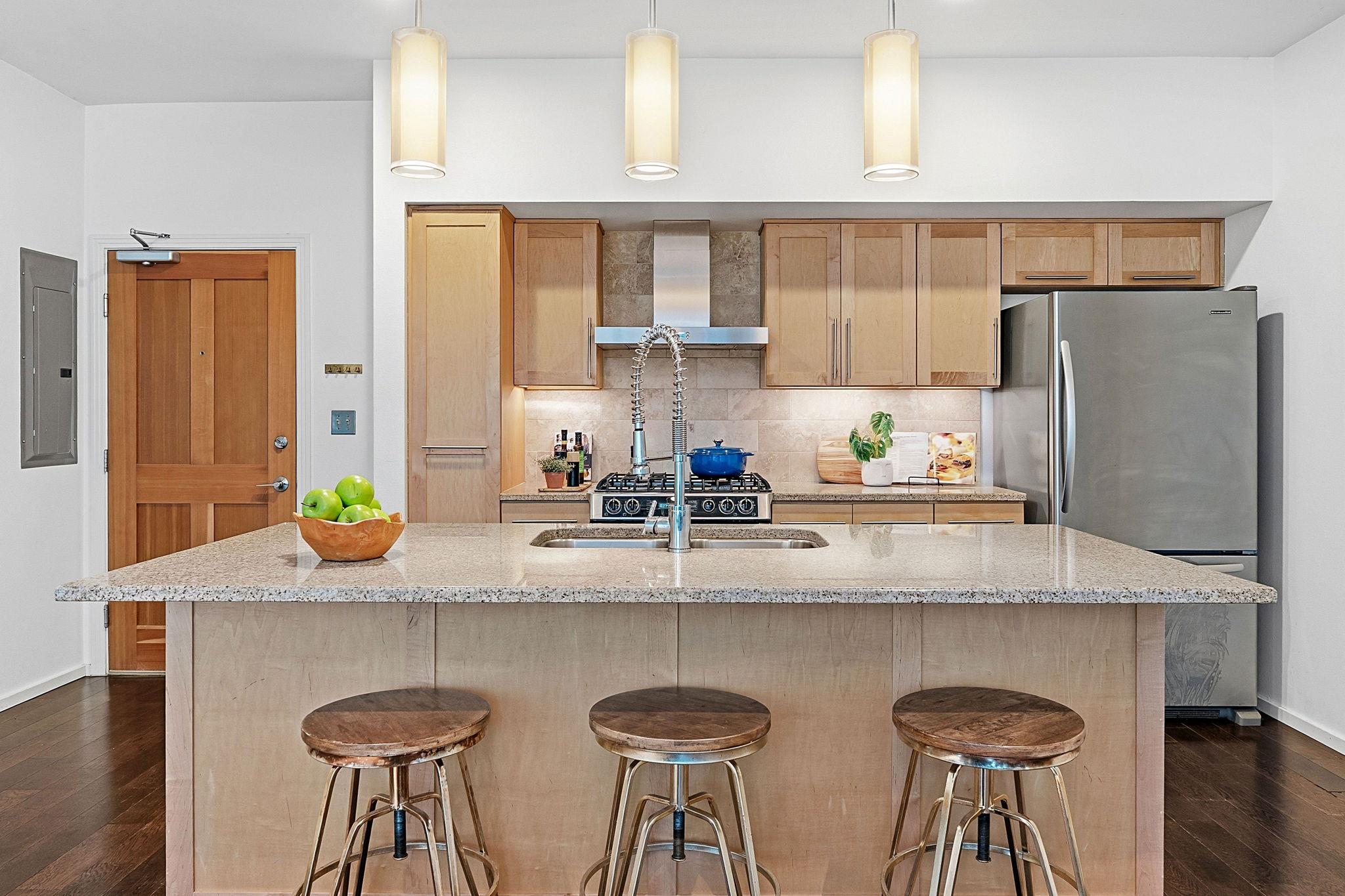 1600 Barton Springs Rd # 5103, Austin, TX 78704