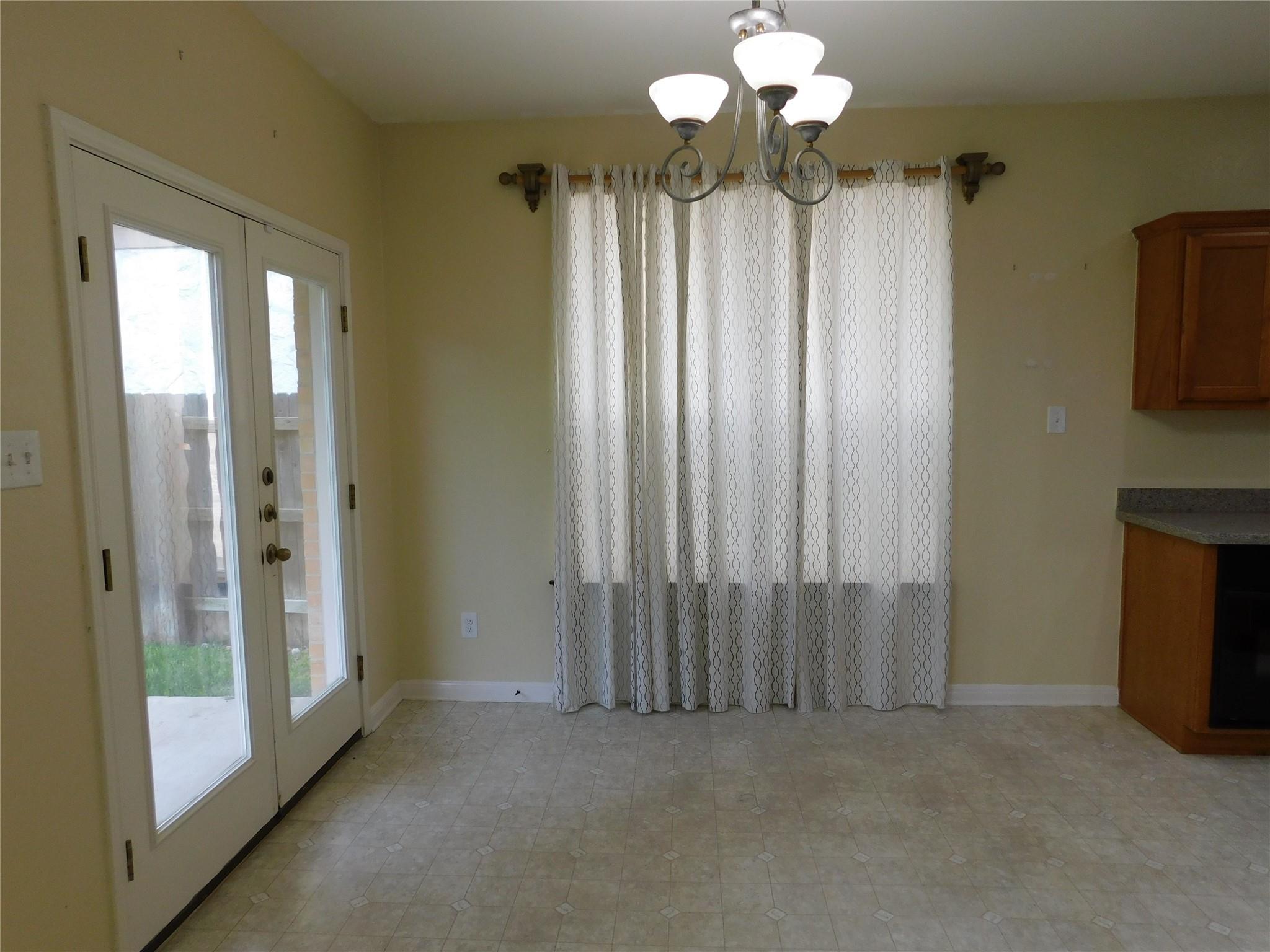 1511 Homewood Cir, Round Rock, TX 78665