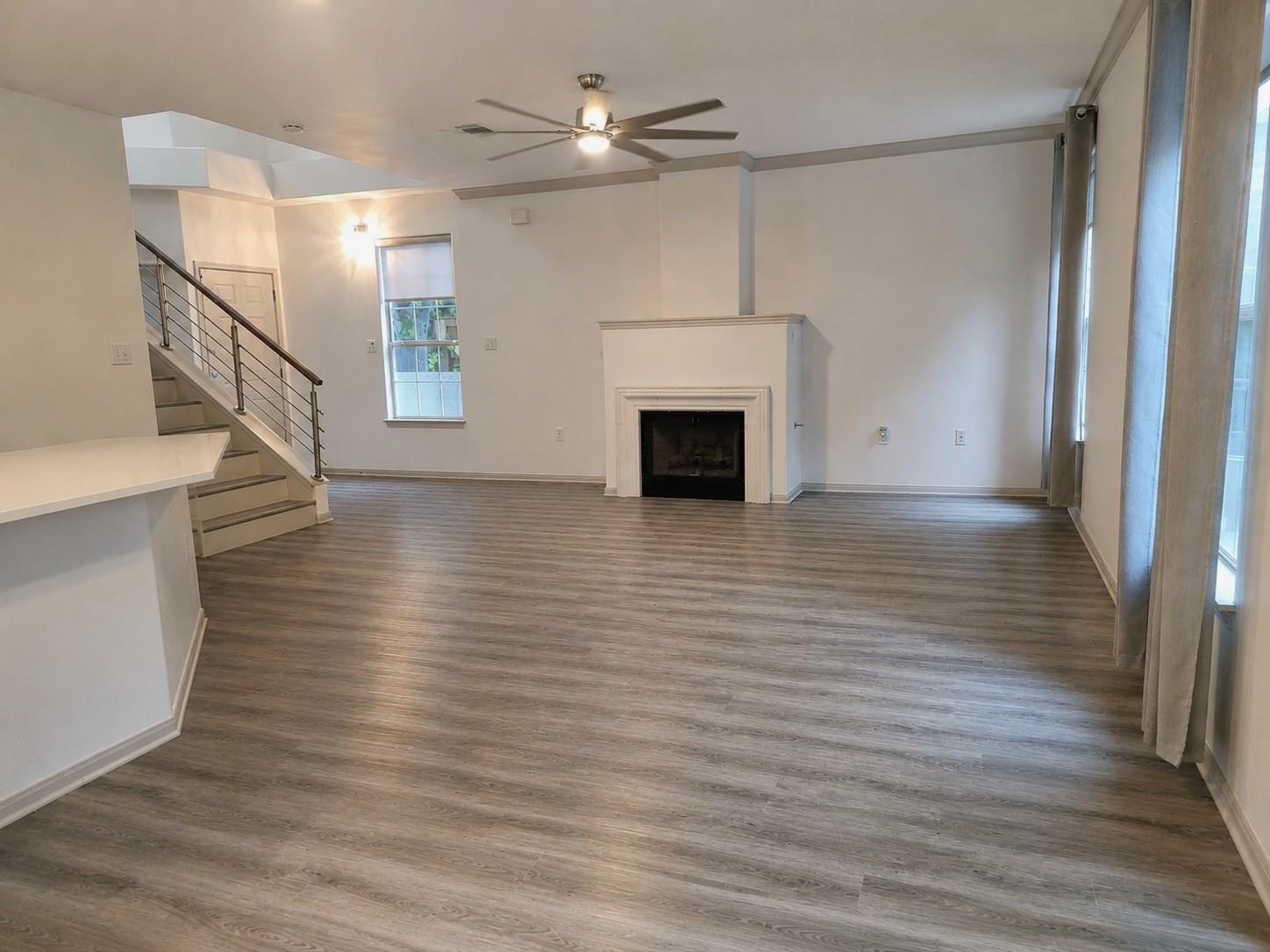 4620 W William Cannon Dr # 12, Austin, TX 78749