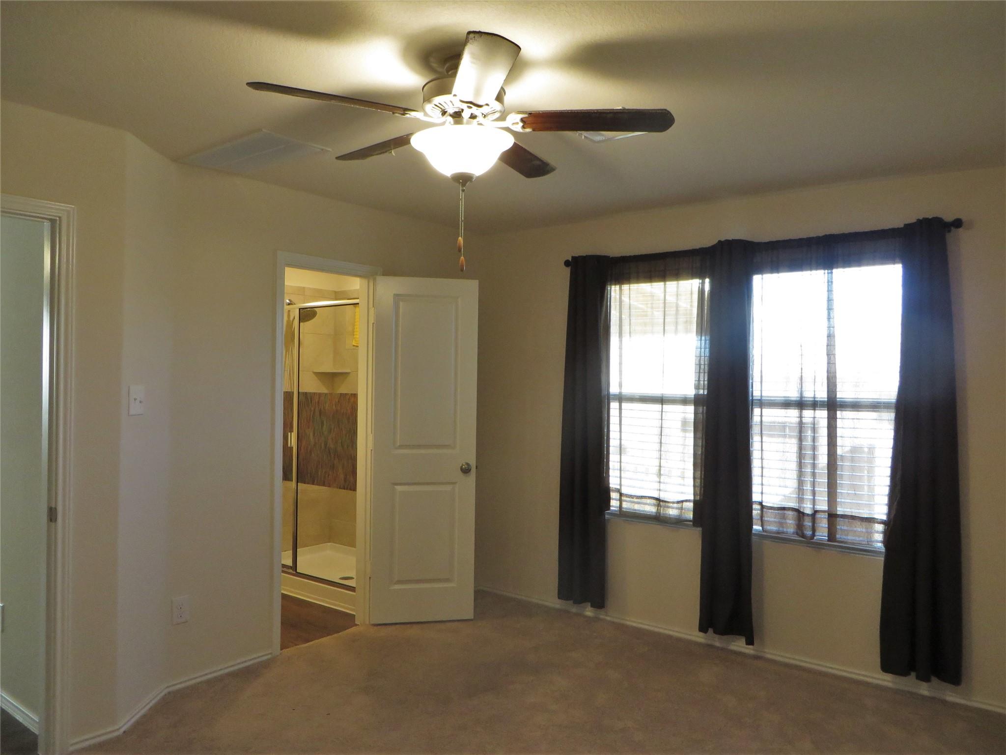 400 Major Lee Ln # 3H, Jarrell, TX 76537