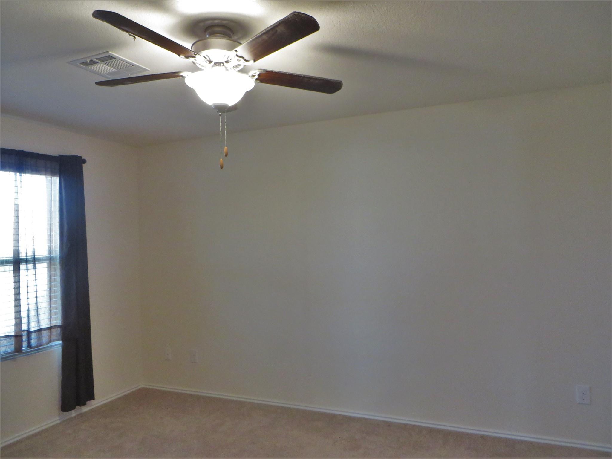 400 Major Lee Ln # 3H, Jarrell, TX 76537