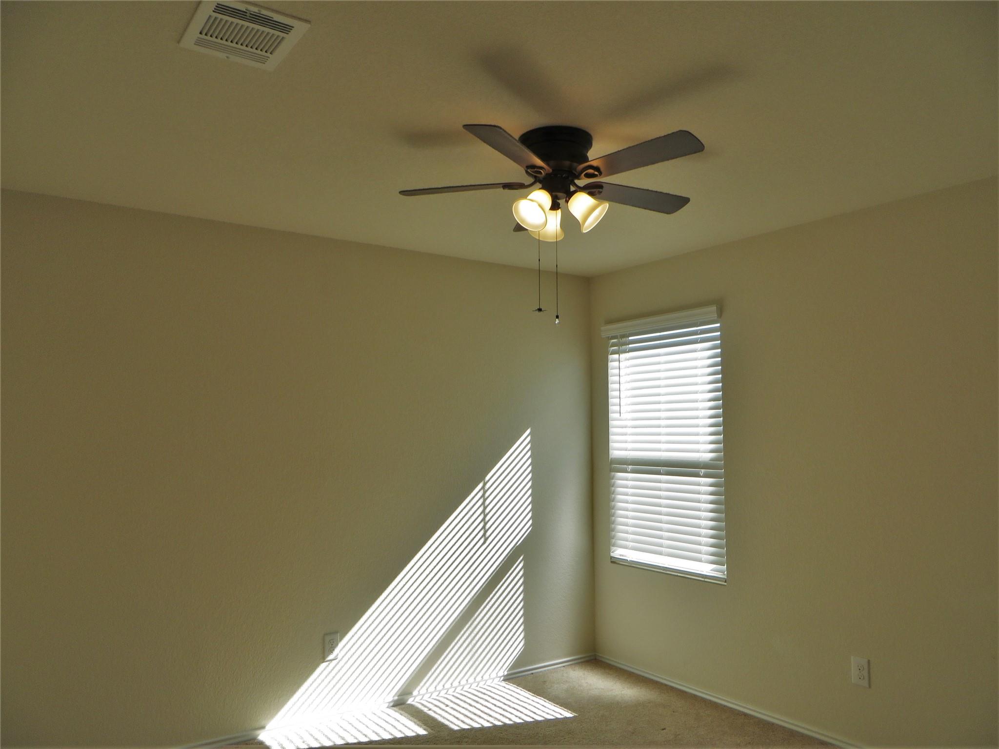 400 Major Lee Ln # 3H, Jarrell, TX 76537