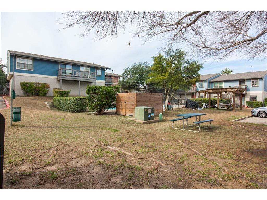 2215 POST Rd # 2024, Austin, TX 78704