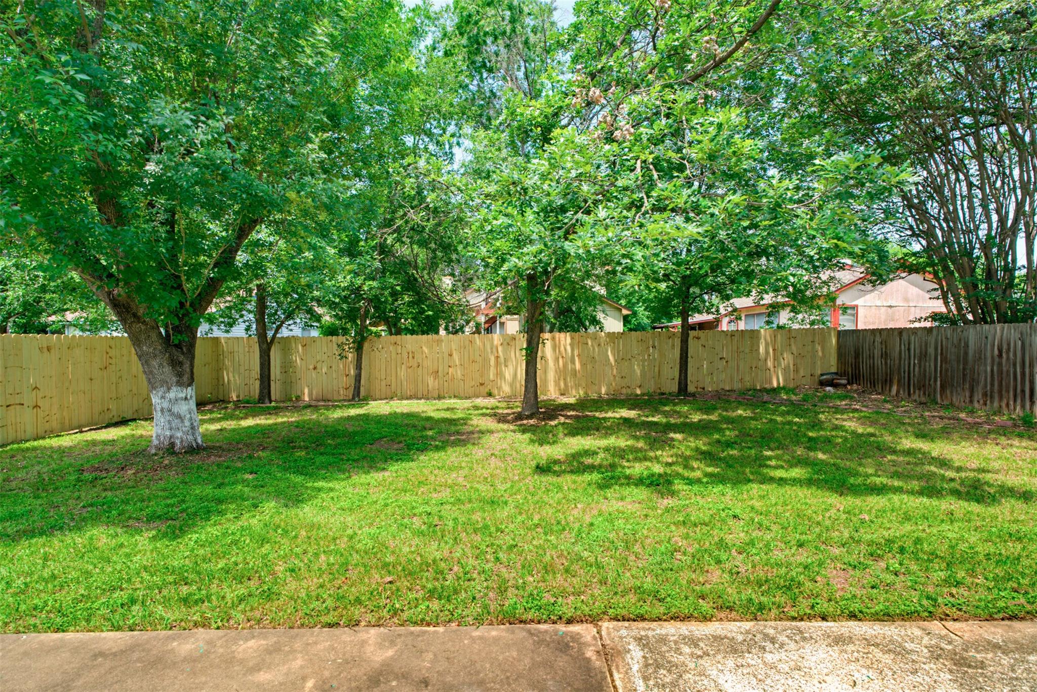 508 Maple Run Dr, Round Rock, TX 78664