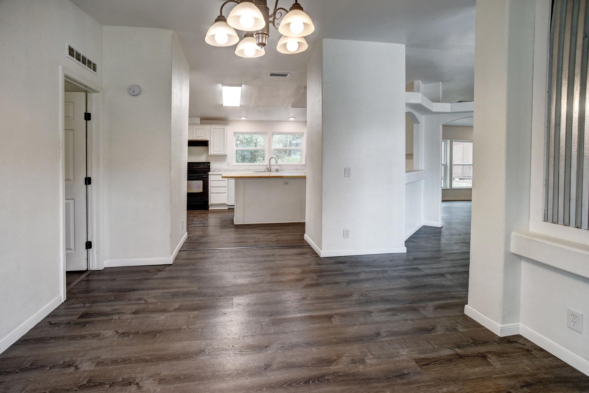 127 Serenity Dr, Bastrop, TX 78602