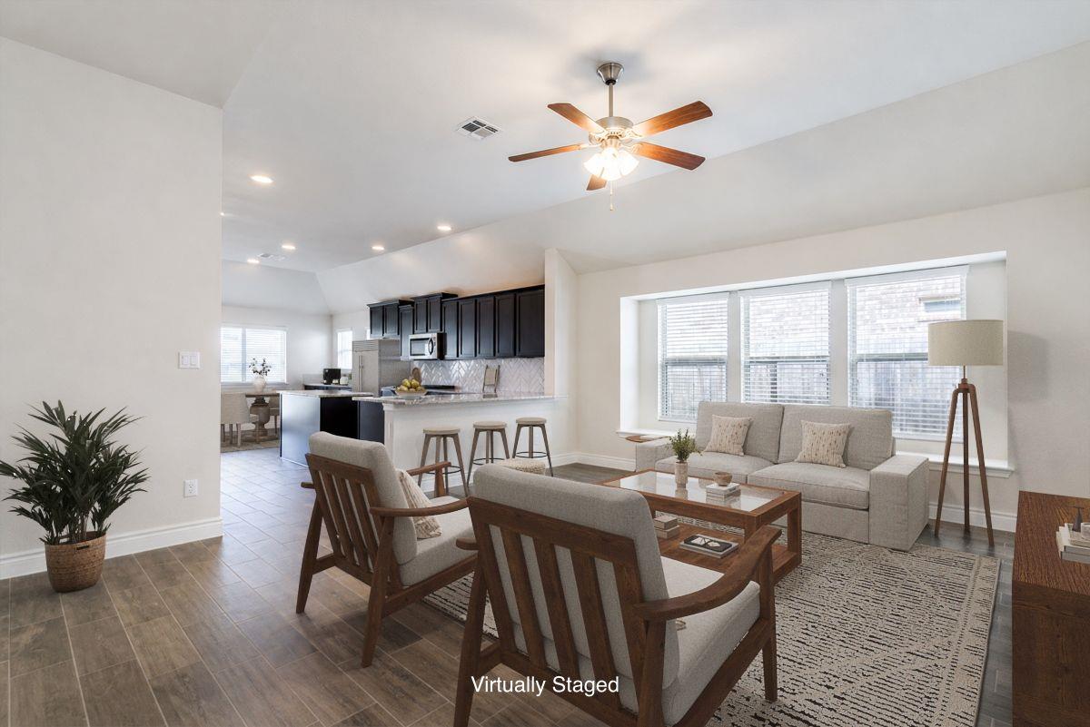 124 Compass Ln, Kyle, TX 78640