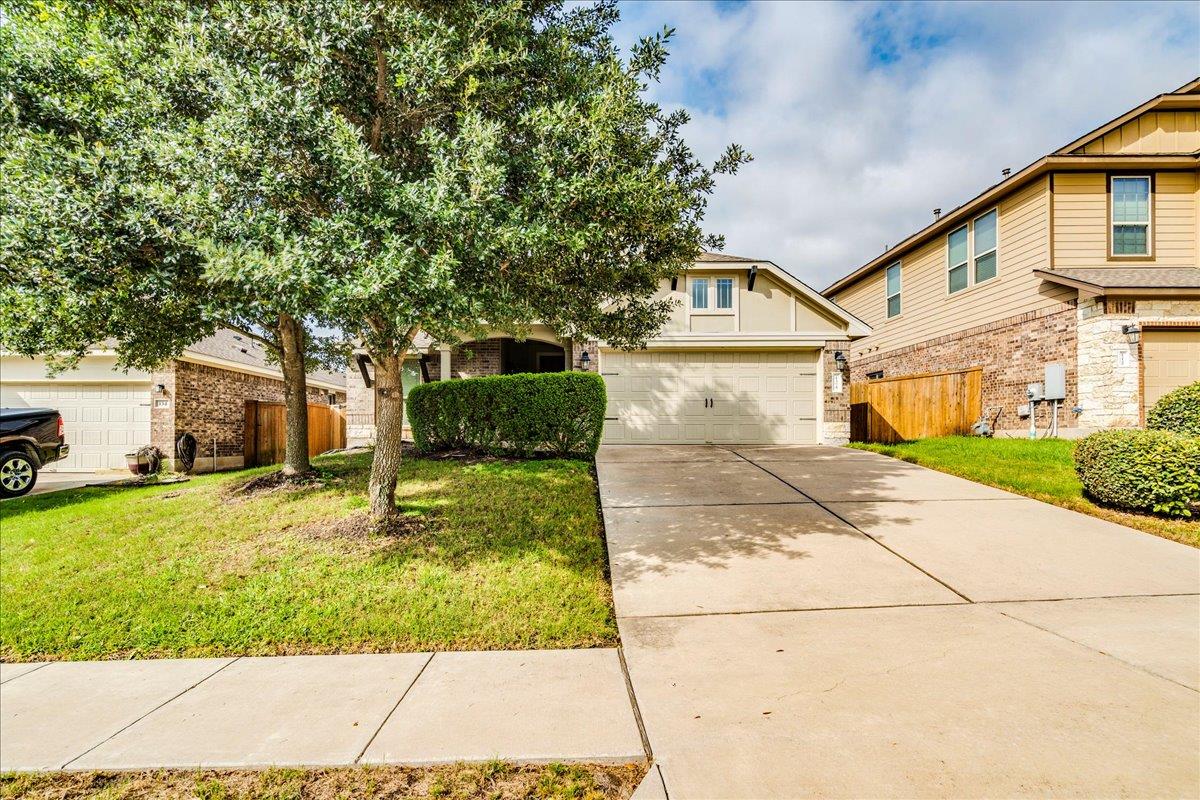 124 Compass Ln, Kyle, TX 78640