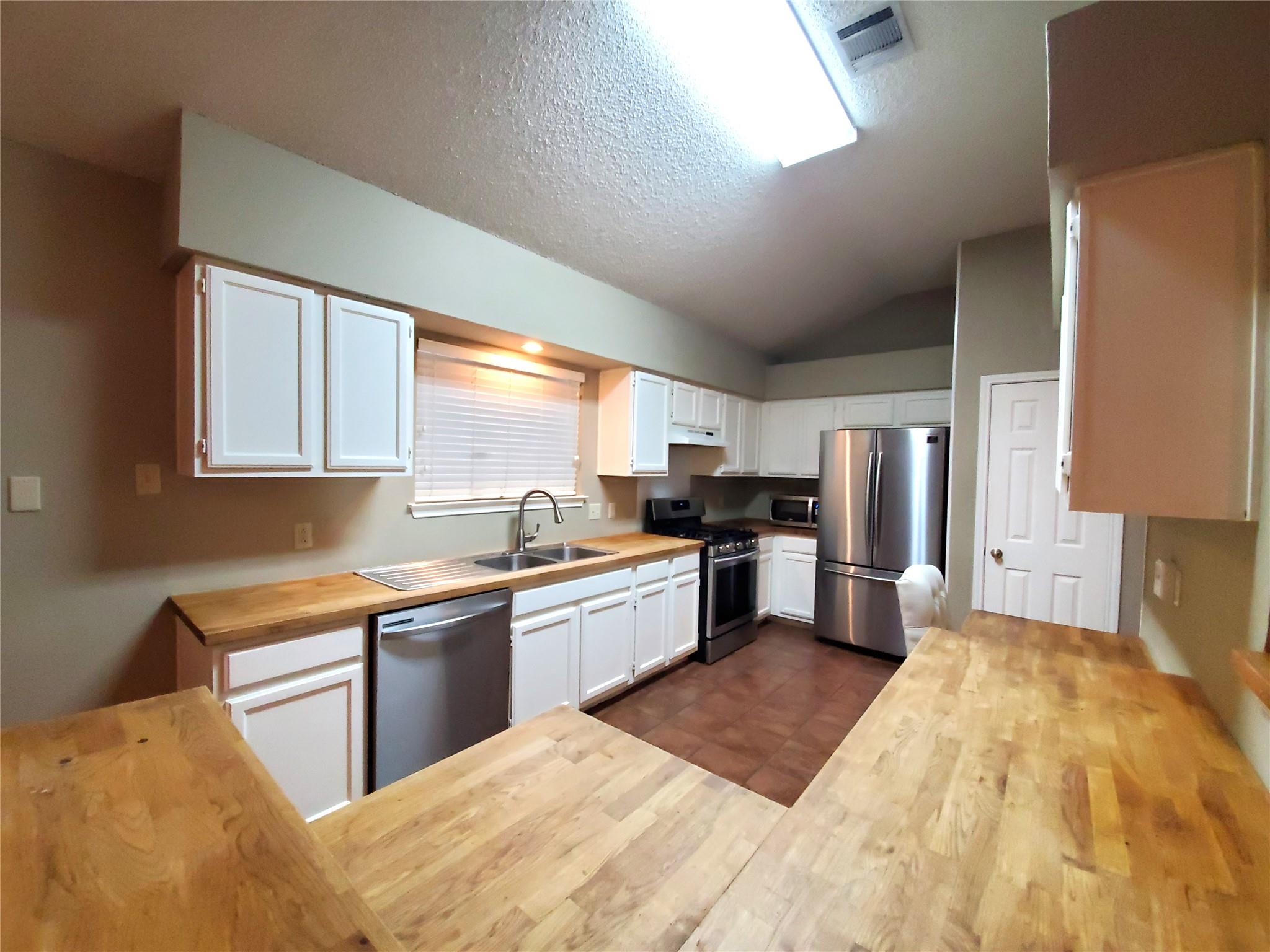 12604 Wittmer Dr, Austin, TX 78729