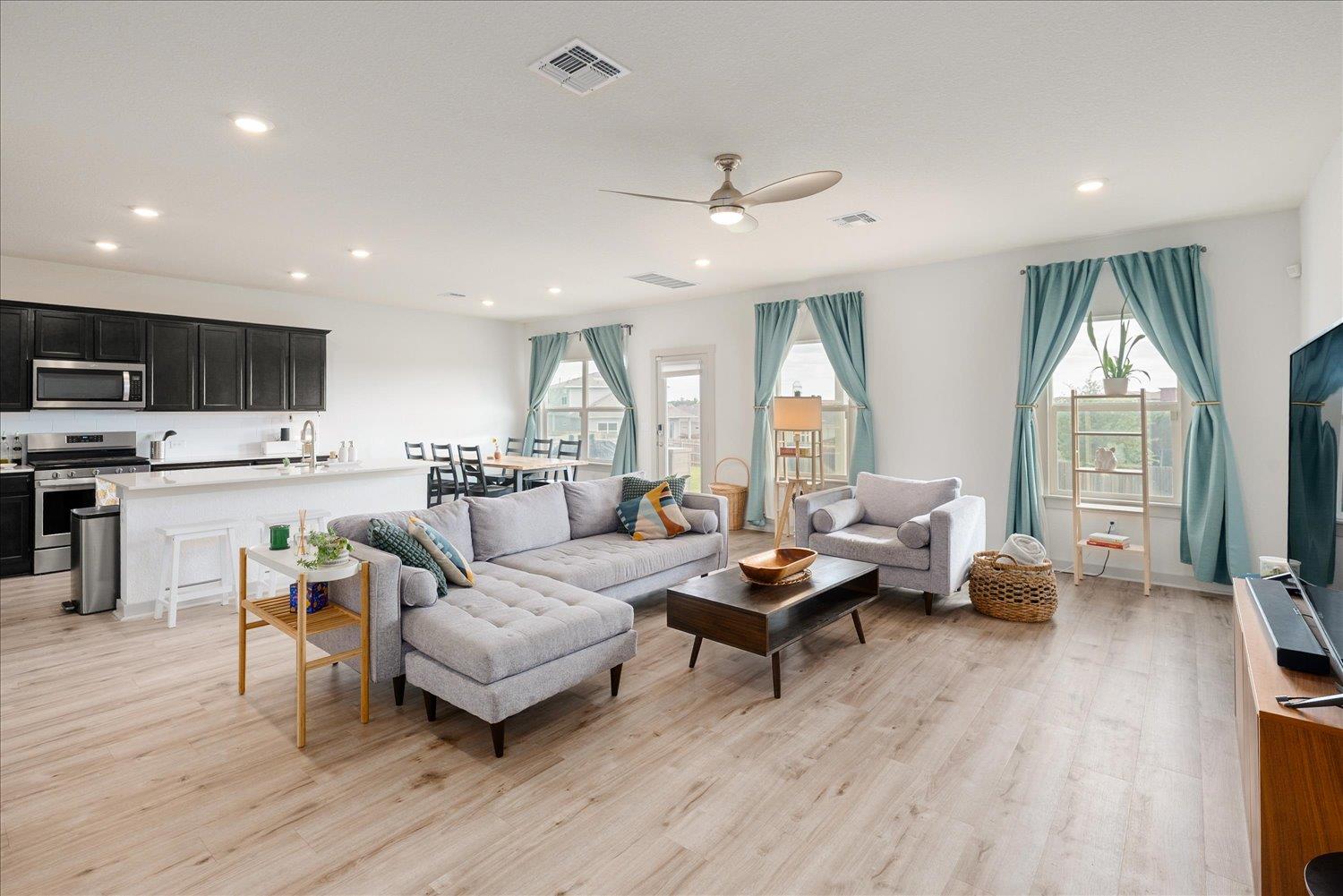 2109 Ettalee Ct, Austin, TX 78754