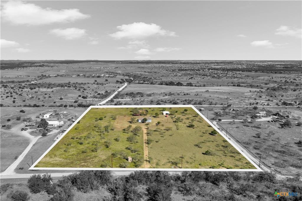9902 County Road 210, Bertram, TX 78605