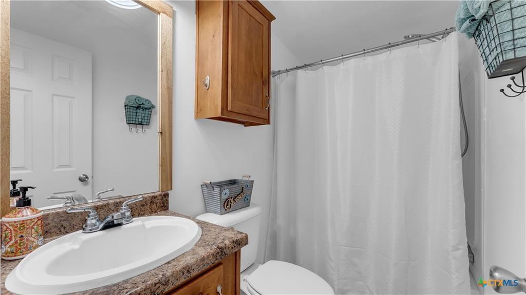 9902 County Road 210, Bertram, TX 78605