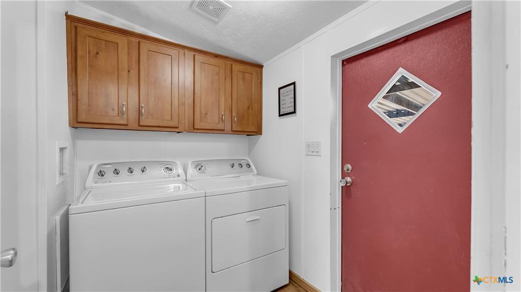 9902 County Road 210, Bertram, TX 78605
