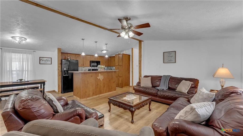 9902 County Road 210, Bertram, TX 78605