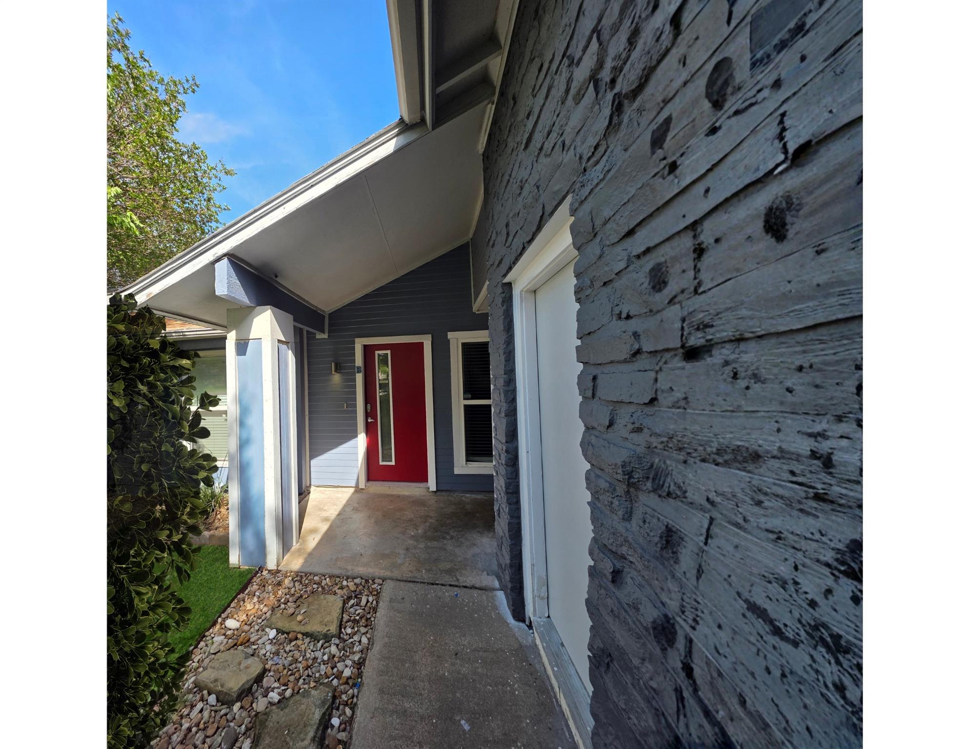11815 Lochridge Dr, Austin, TX 78758