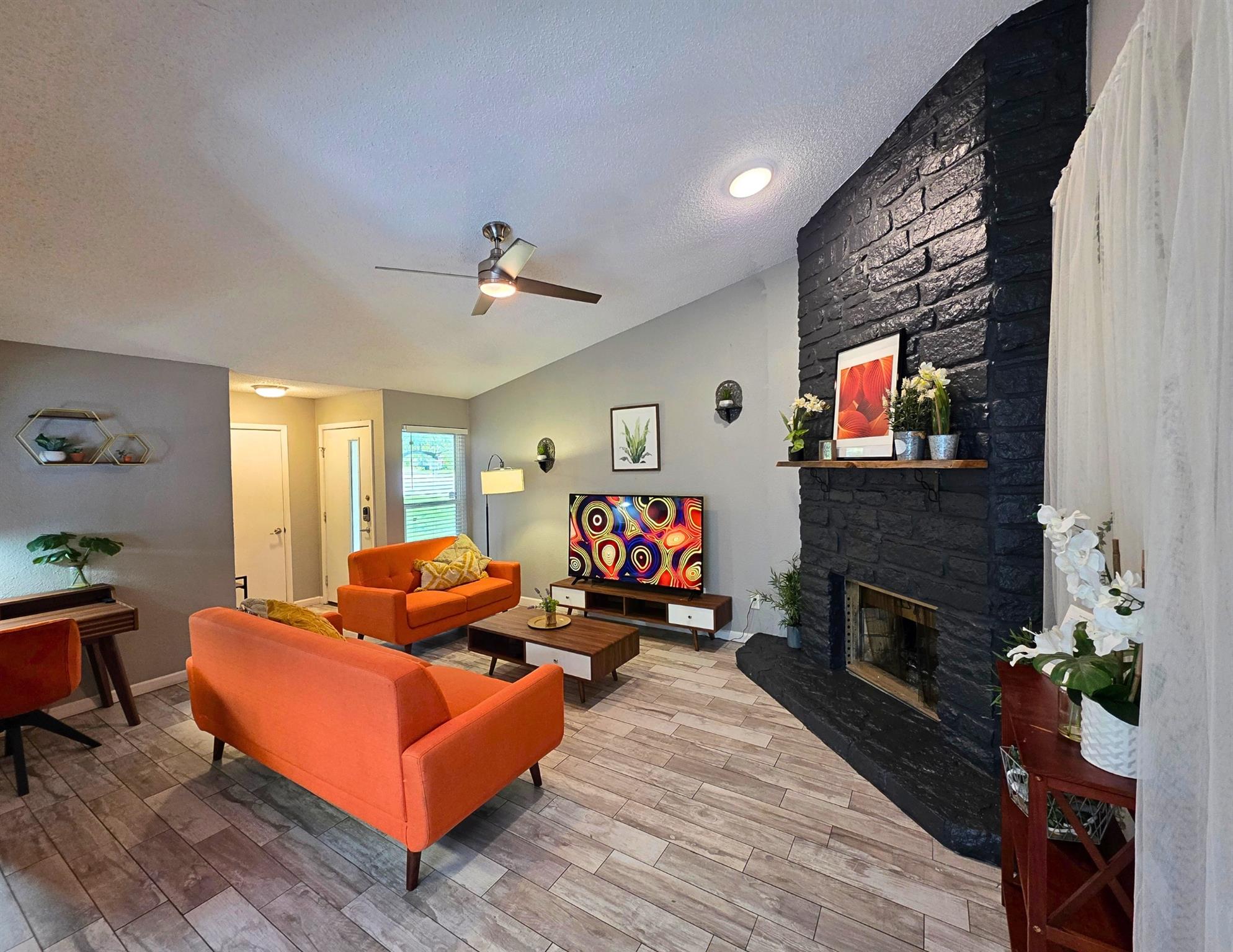 11815 Lochridge Dr, Austin, TX 78758