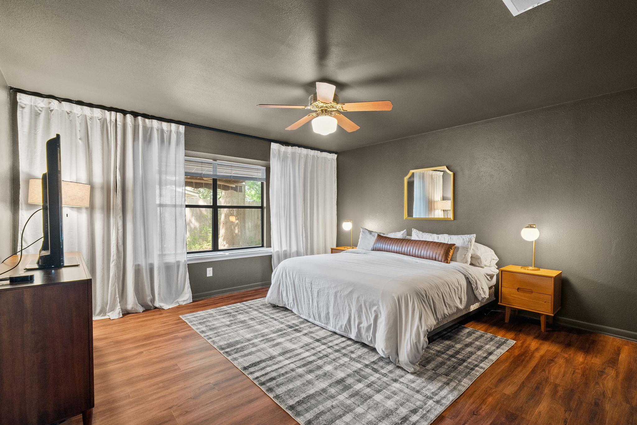 301 Tallwood Dr, Georgetown, TX 78628