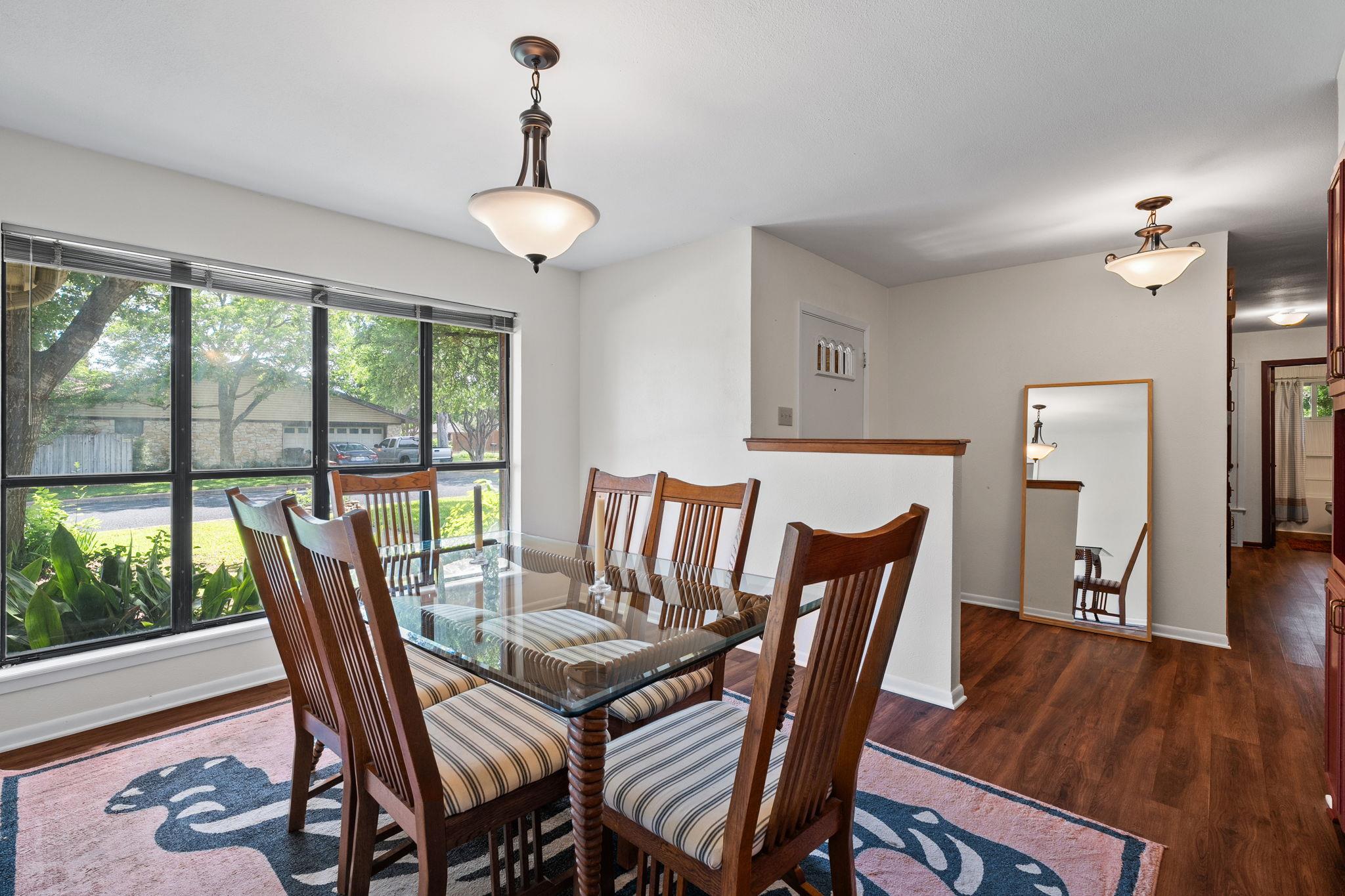 301 Tallwood Dr, Georgetown, TX 78628