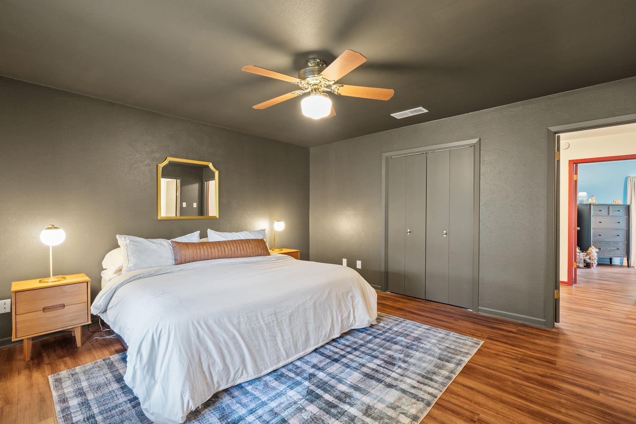 301 Tallwood Dr, Georgetown, TX 78628