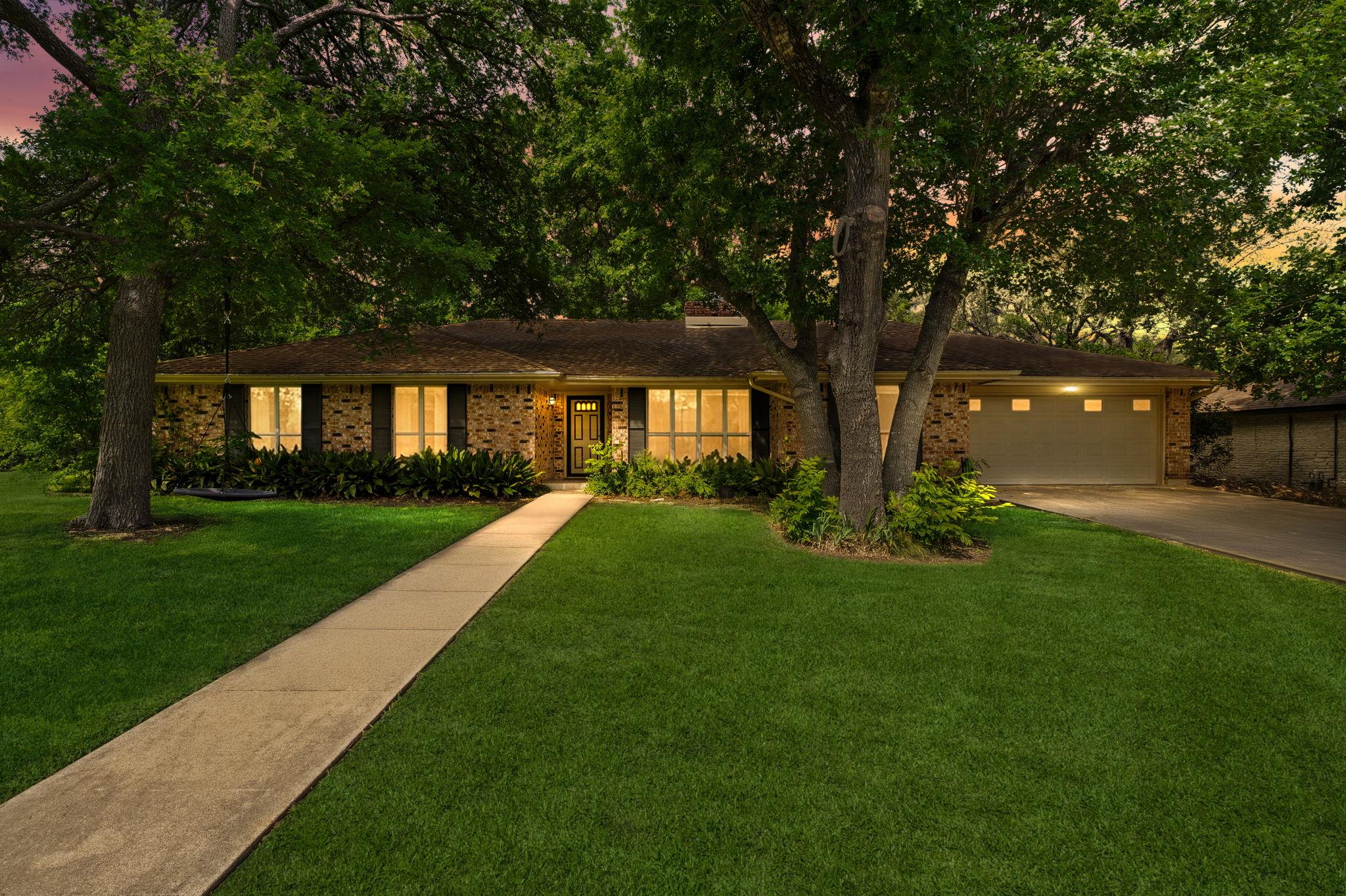 301 Tallwood Dr, Georgetown, TX 78628