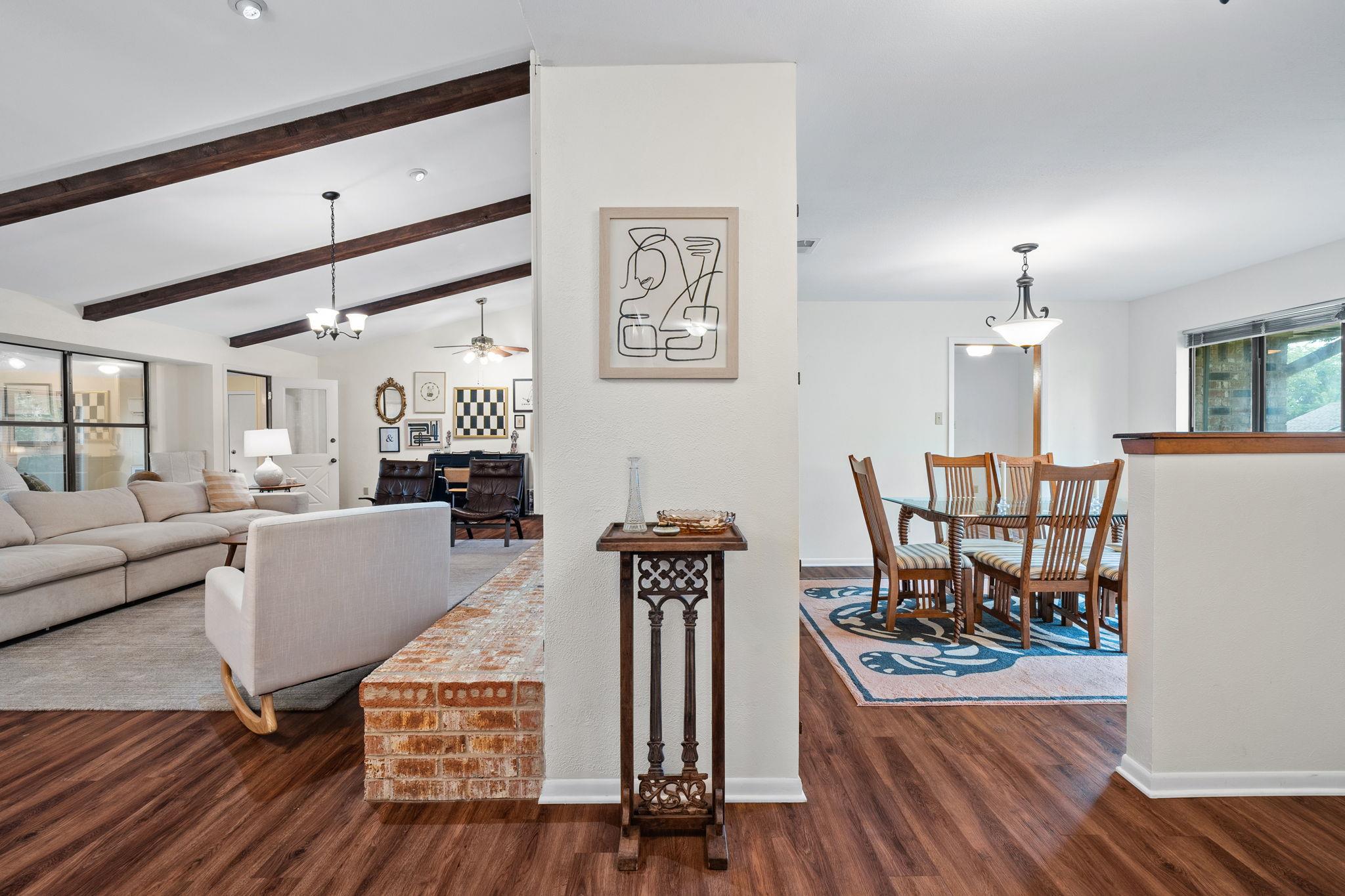 301 Tallwood Dr, Georgetown, TX 78628