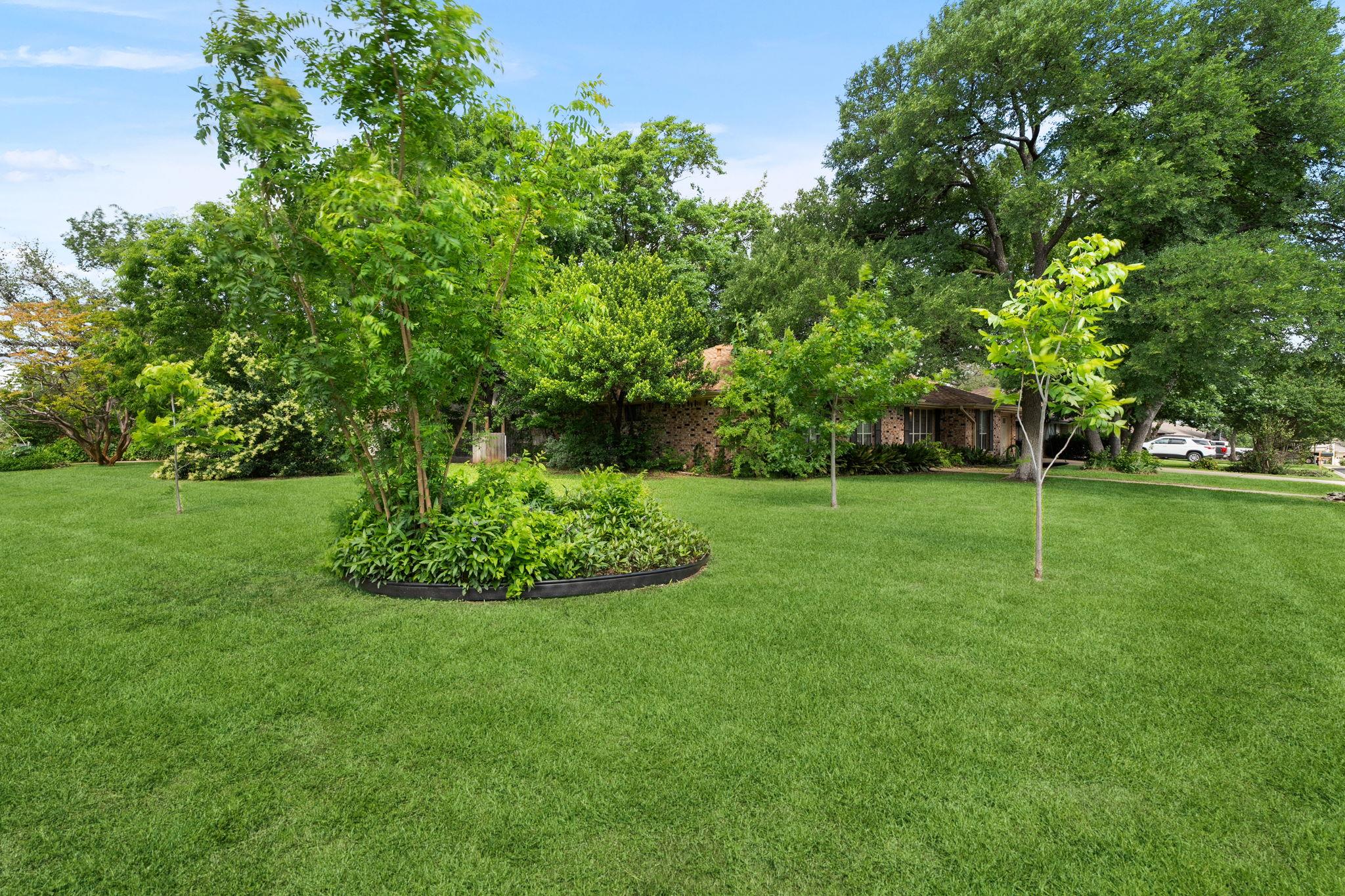301 Tallwood Dr, Georgetown, TX 78628