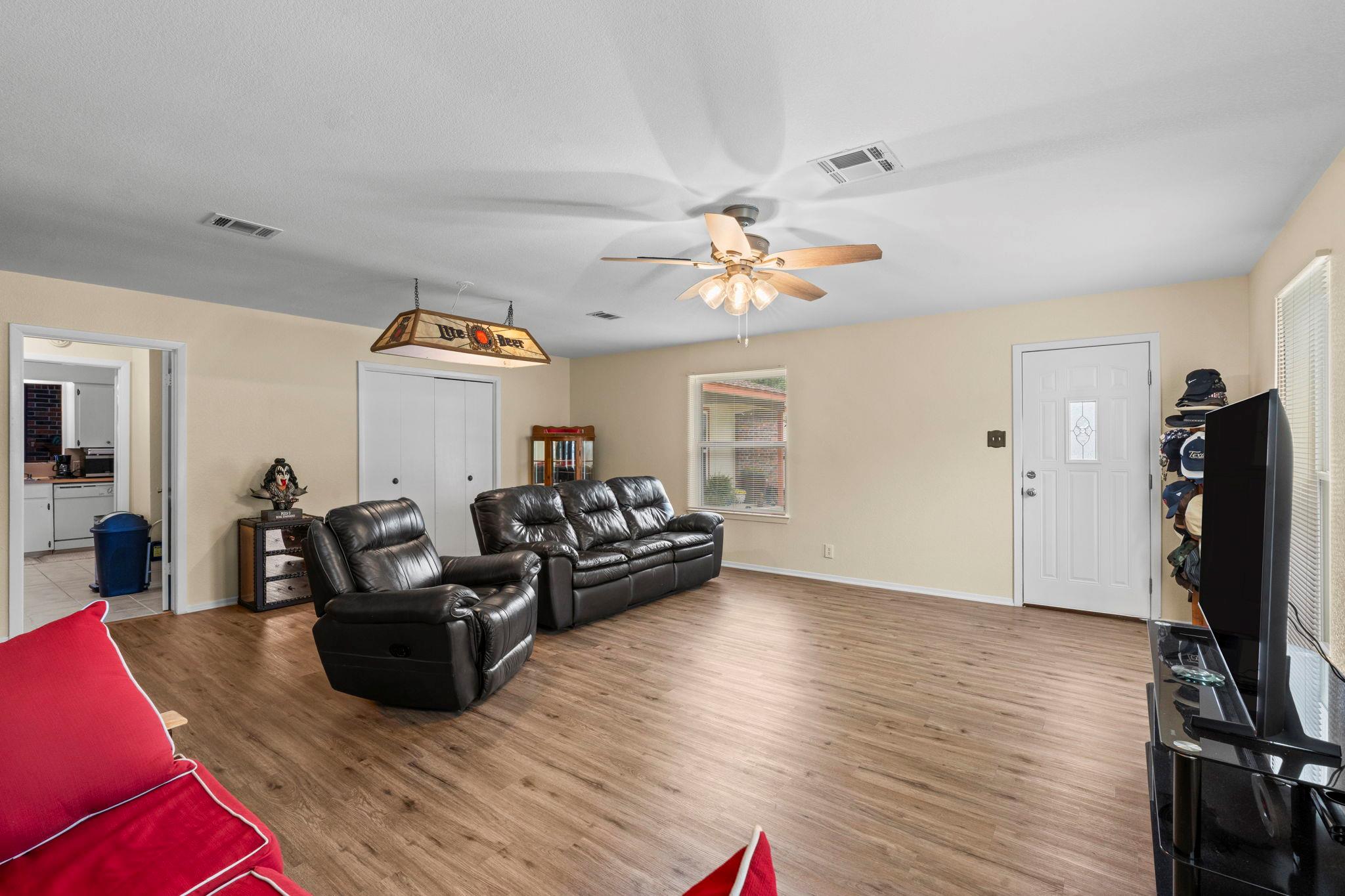 716 Buckingham Pl, Austin, TX 78745