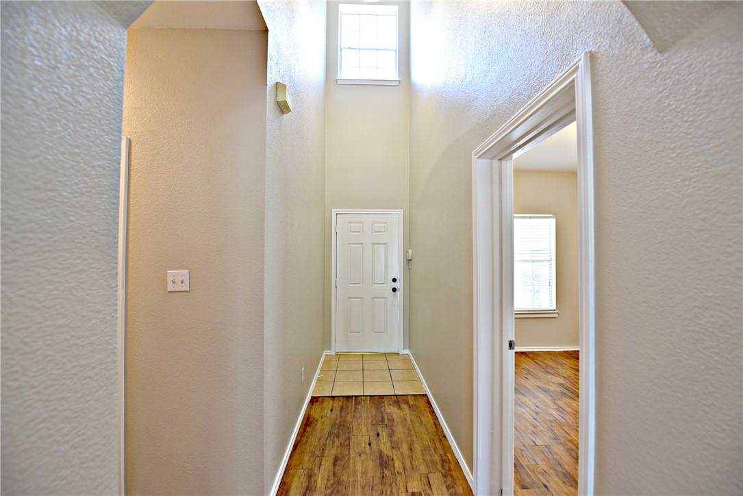 9207 Brandts Wood St, Austin, TX 78744