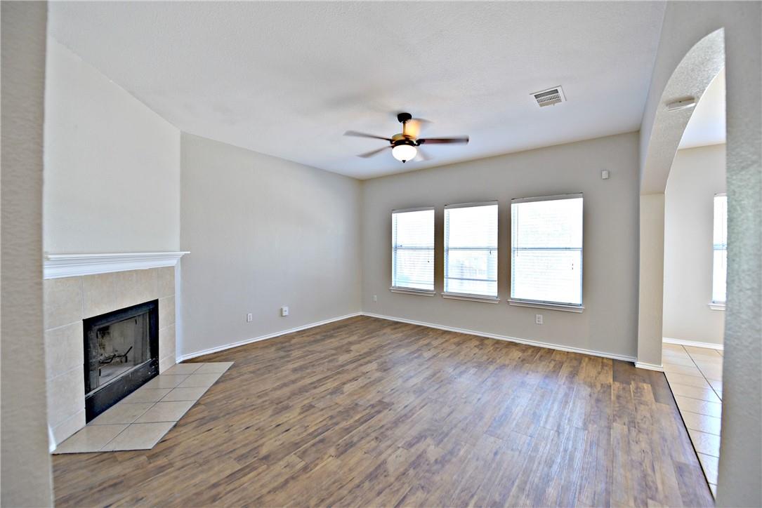 9207 Brandts Wood St, Austin, TX 78744