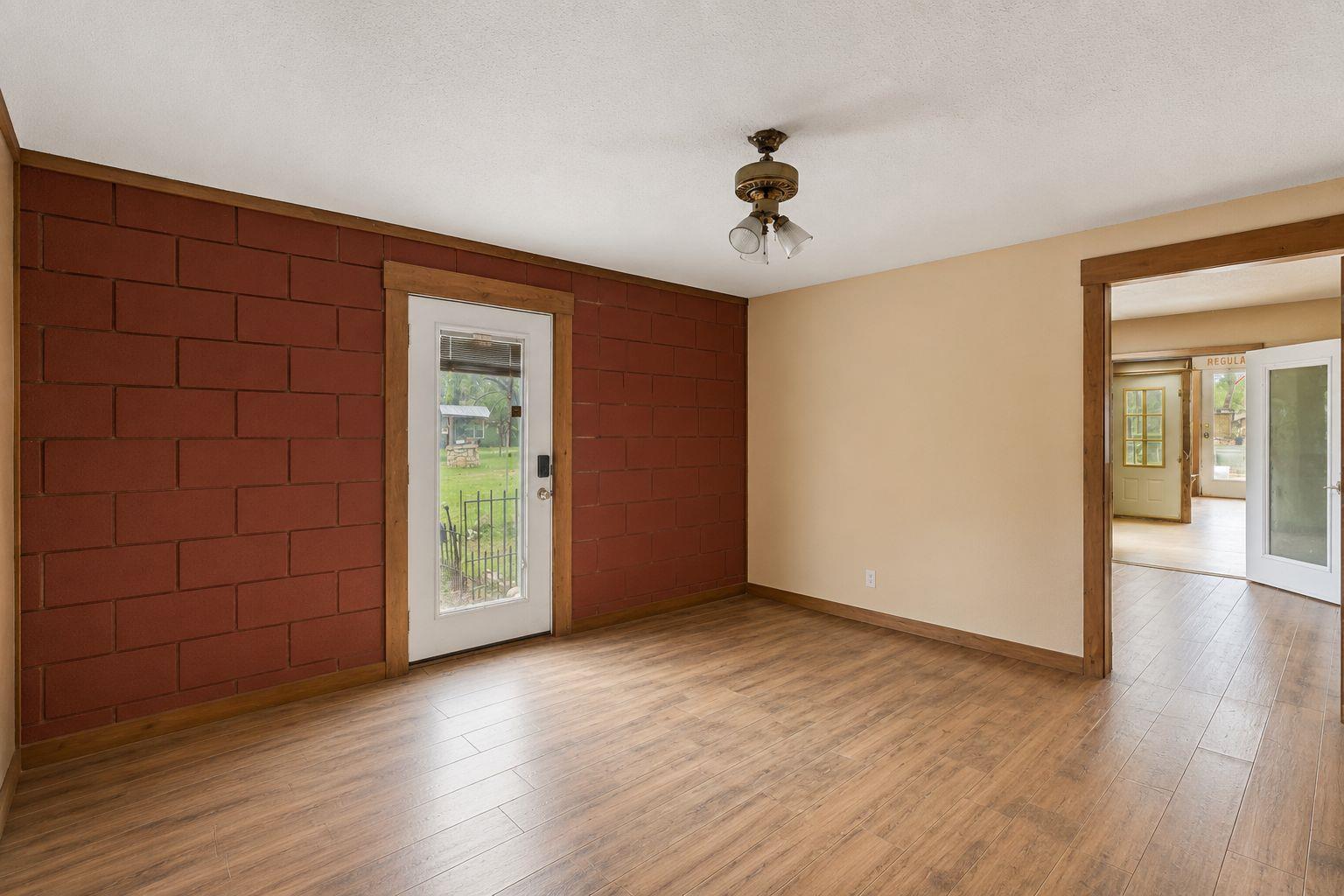 1503 Kingsoak Dr, Marble Falls, TX 78654