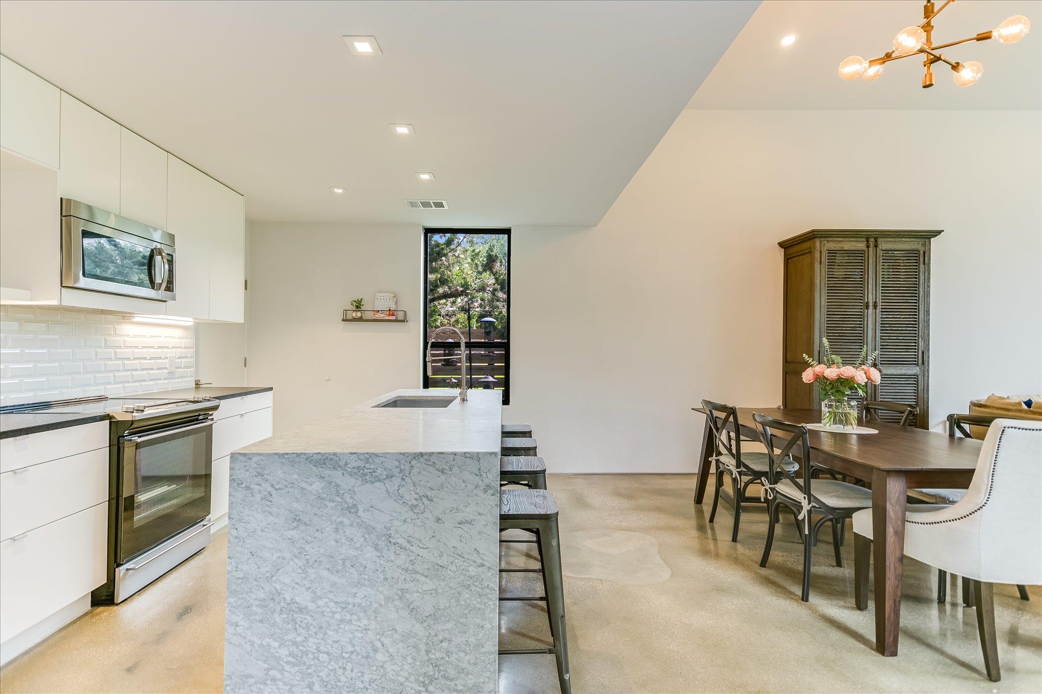 2308 Rain Water Dr, Austin, TX 78734