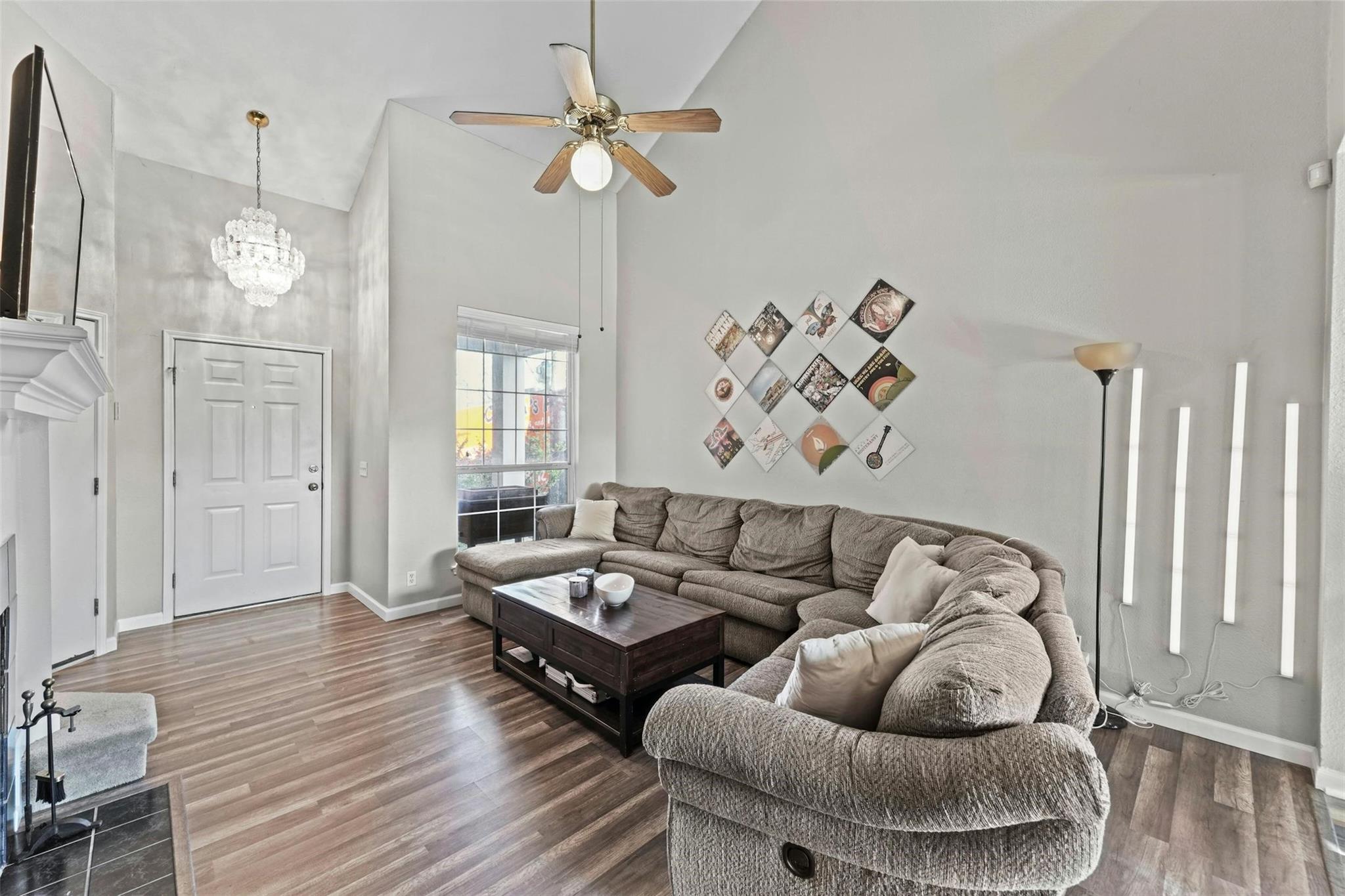 9000 Wellesley Dr, Austin, TX 78754
