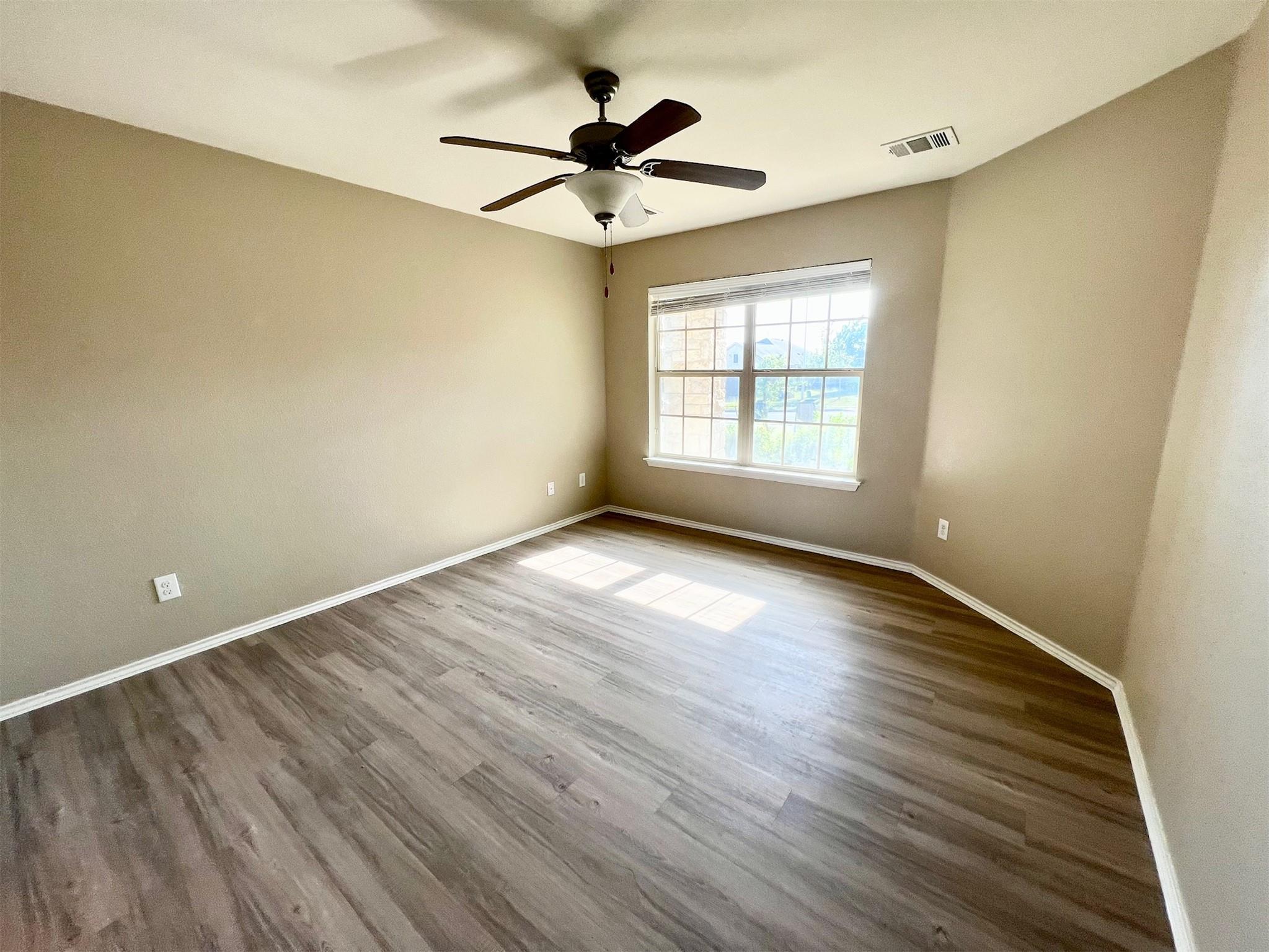 147 Wildfire Cv, Buda, TX 78610