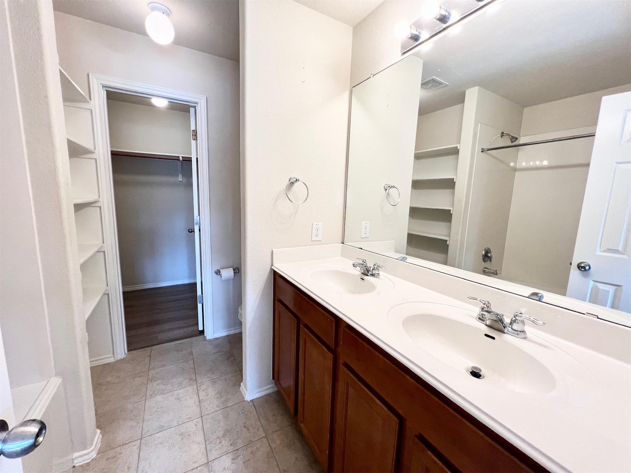 147 Wildfire Cv, Buda, TX 78610