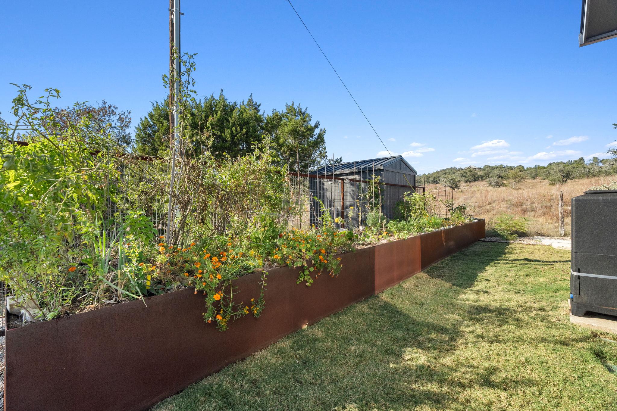 503 Happy Trl, Dripping Springs, TX 78620